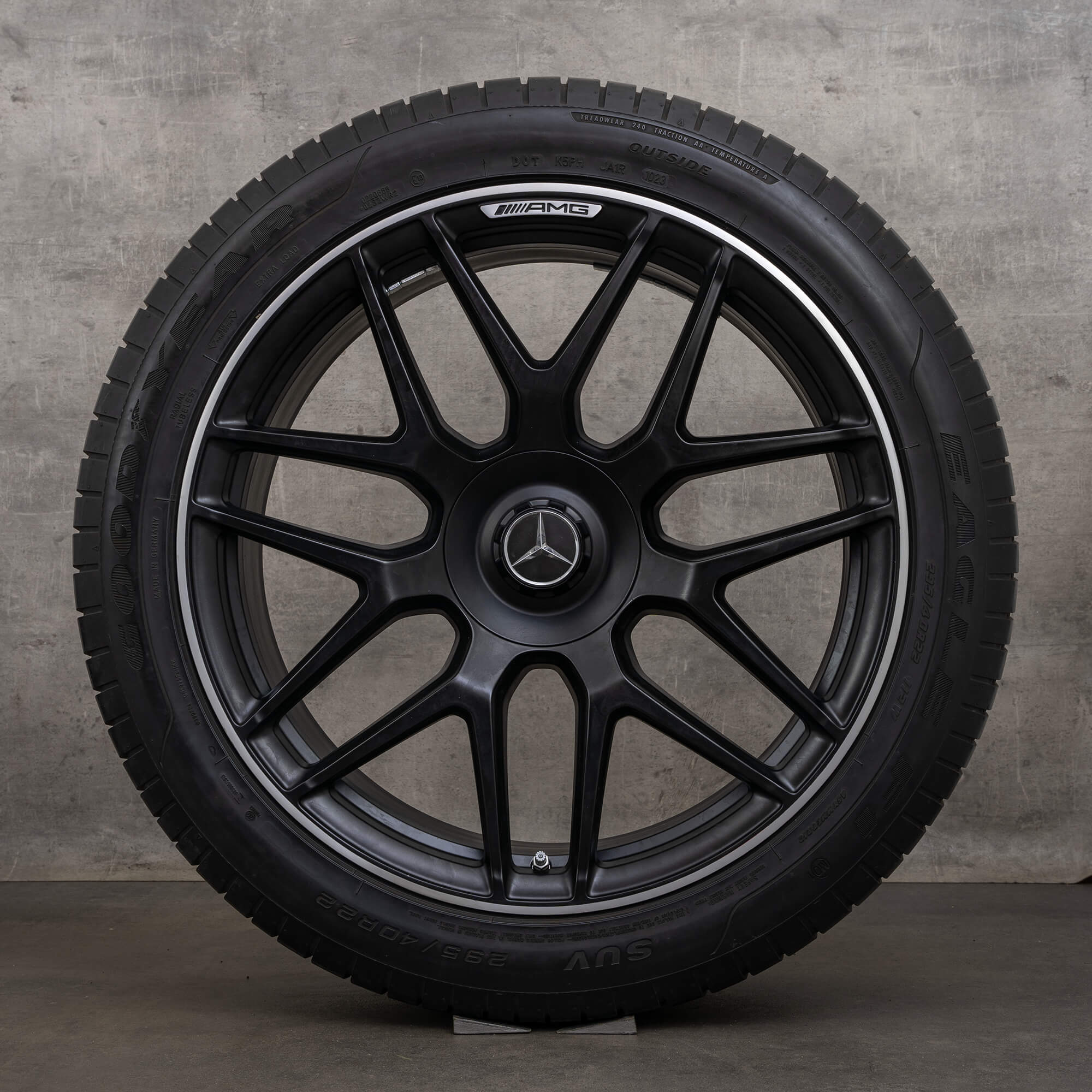 Original Mercedes Benz G-Klasse AMG Winterräder 22 Zoll W463A G63 Felgen A4634012000 schwarz Rand glanzgedreht