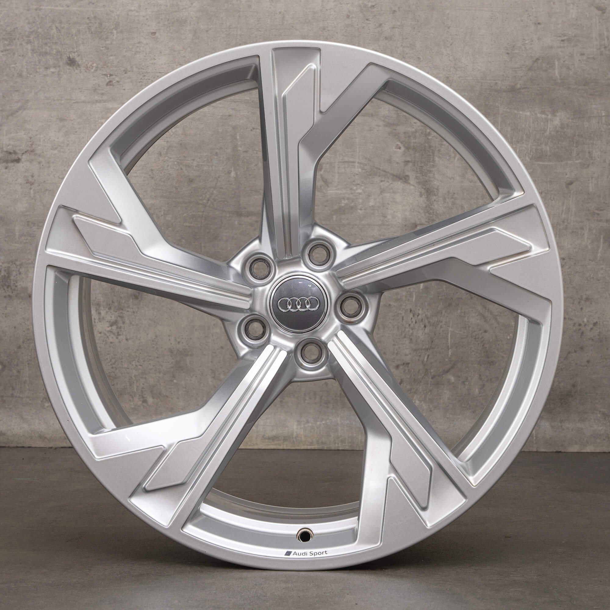 OEM Audi RS4 B9 RS5 F5 20 inch 8W0601025DT rims silver aluminum 9.0x20 ET22