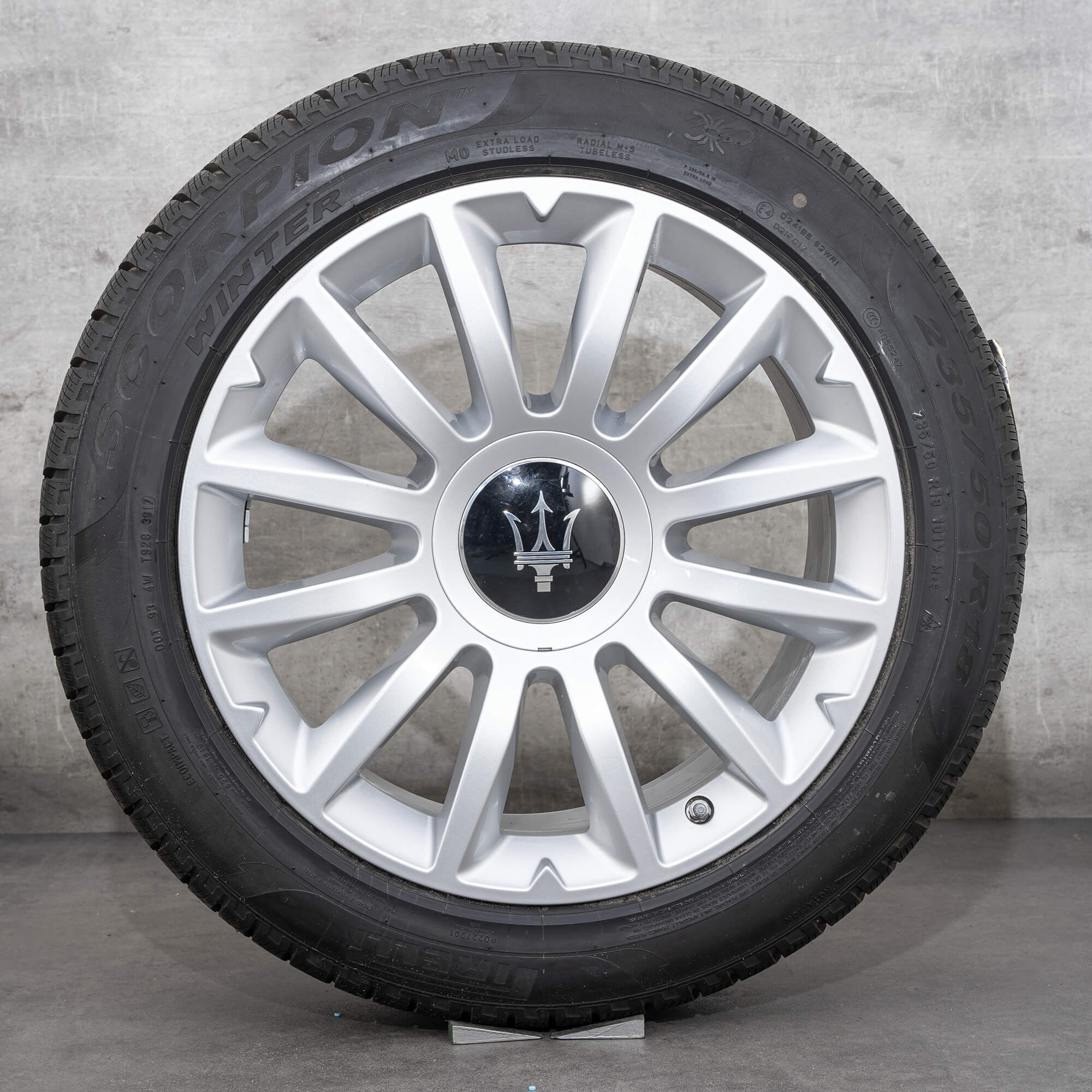 Maserati 18 inch velgen Ghibli M157 Alfieri winterbanden winterwielen aluminium