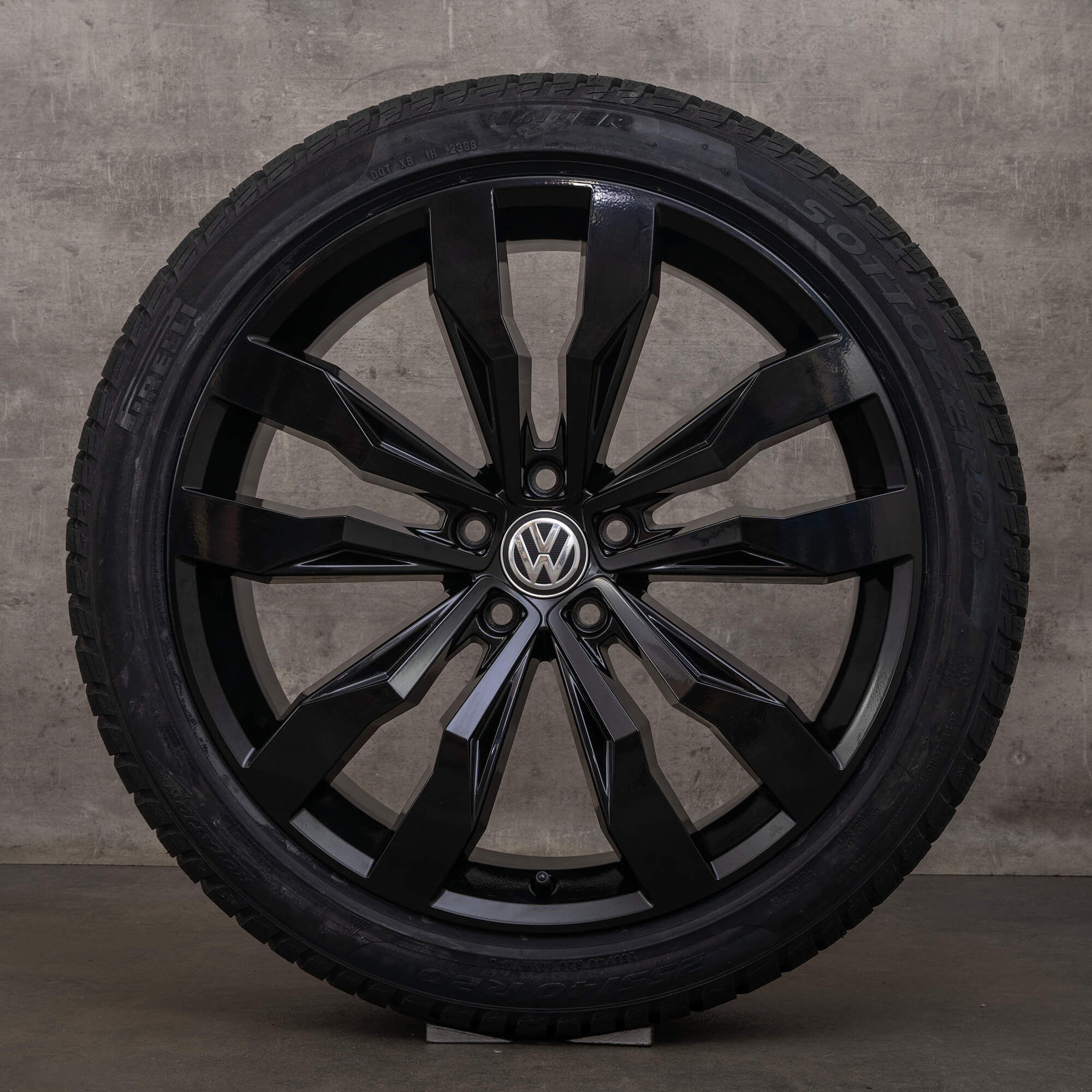 OEM VW Tiguan II rims 20 inch 5NA 5N winter tires 5NA601025G Suzuka black high