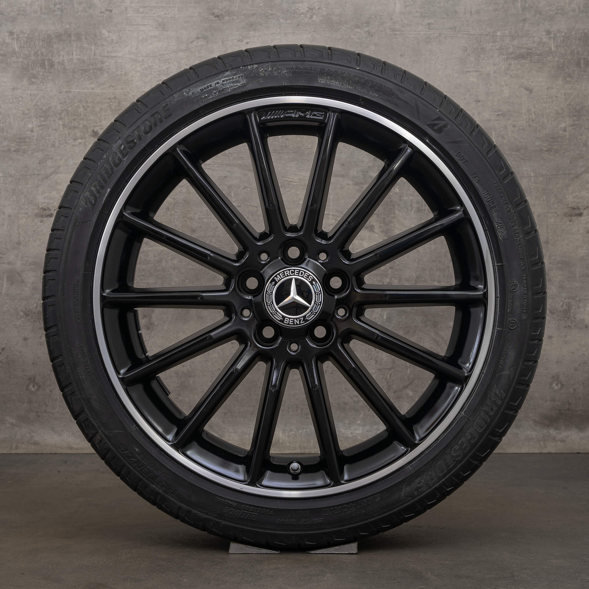 Originale AMG Mercedes Benz CLA C117 X117 18 tommer sommerdæk fælge A1764011000 sommerhjul sorte