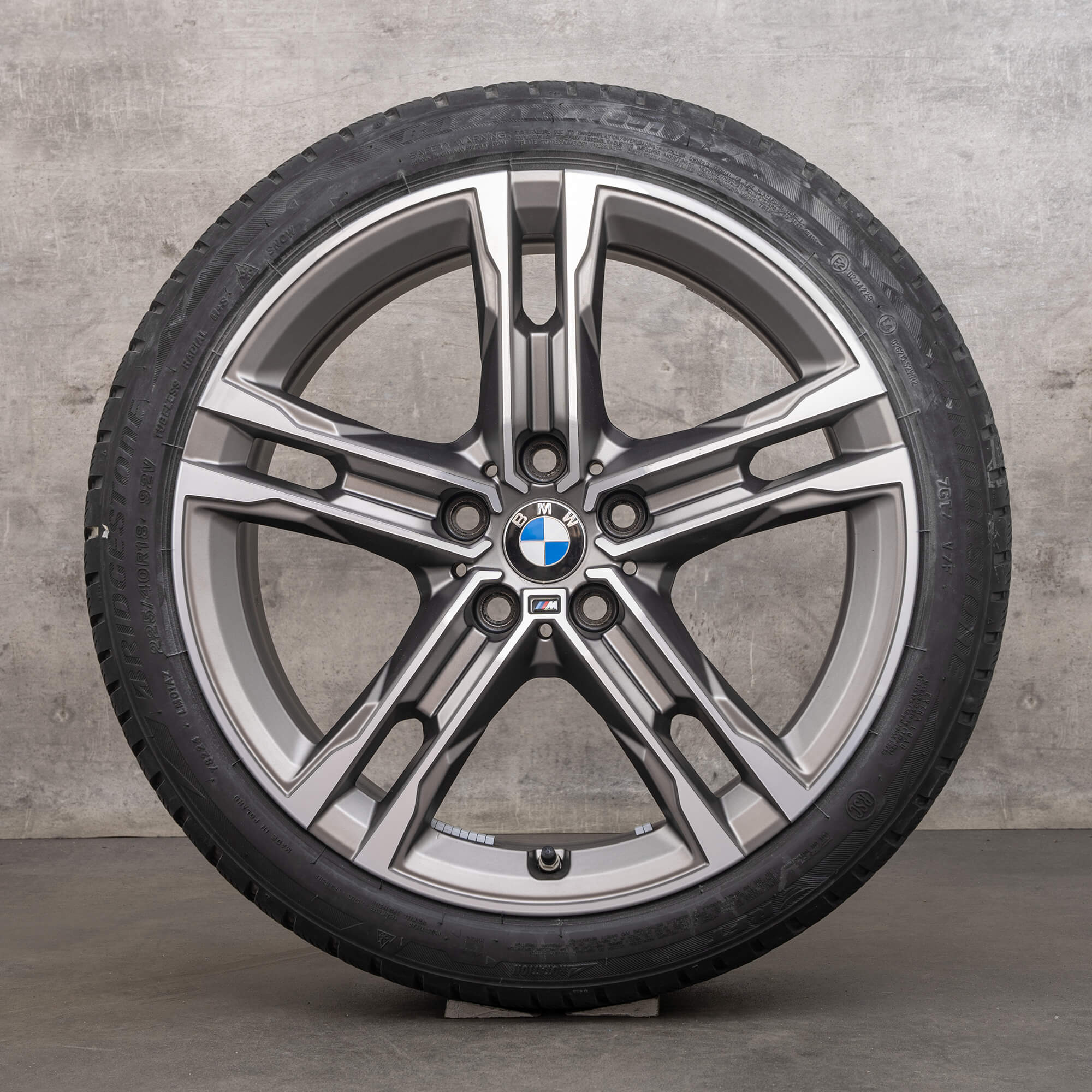 BMW Série 1 F40 2 F44 Gran Coupe rodas de inverno jantes 18 polegadas pneus 556
