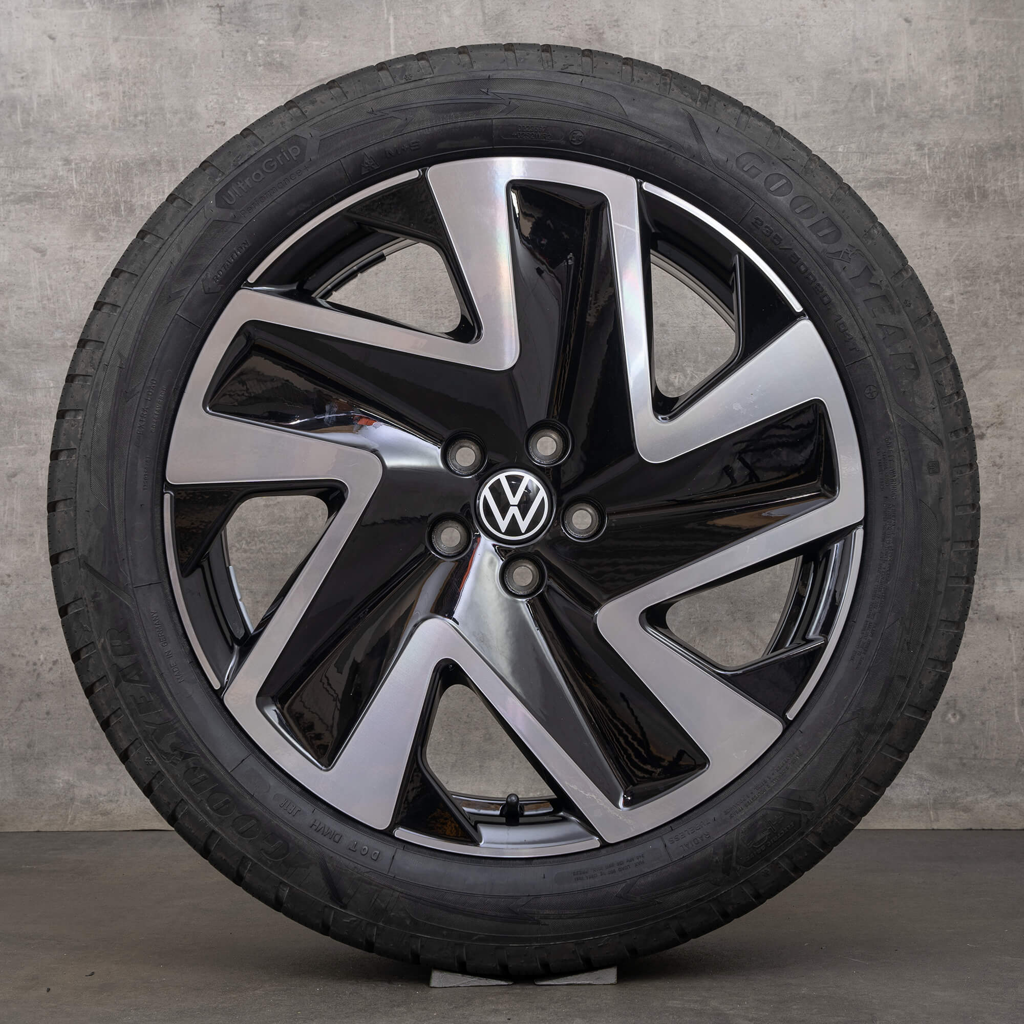 VW ID Buzz jante iarna 20 inch anvelope 1T3601025E 1T3601025BM Solna