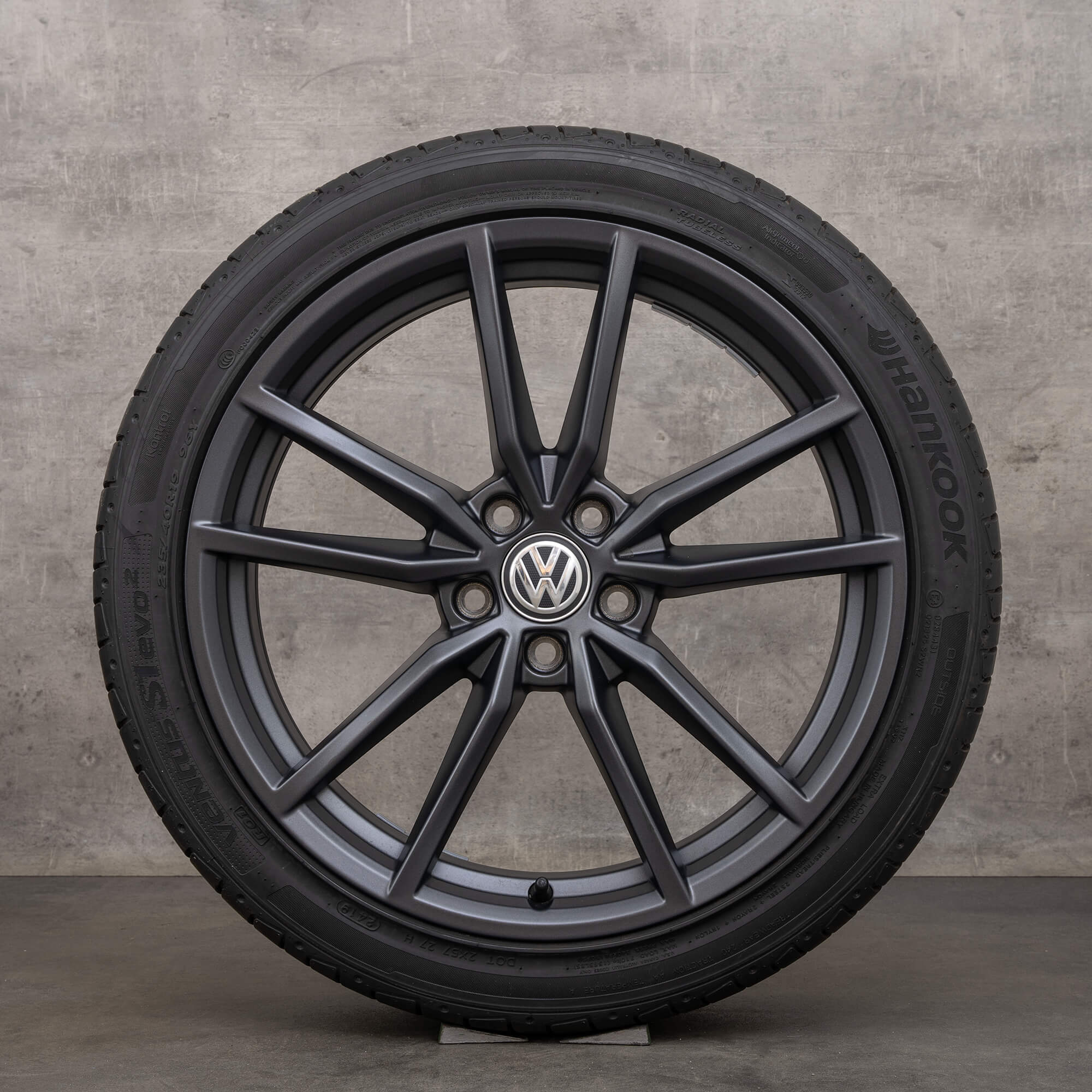 VW Passat 3G B8 summer wheels 19 inch Pretoria rims tires 3G0601025BH