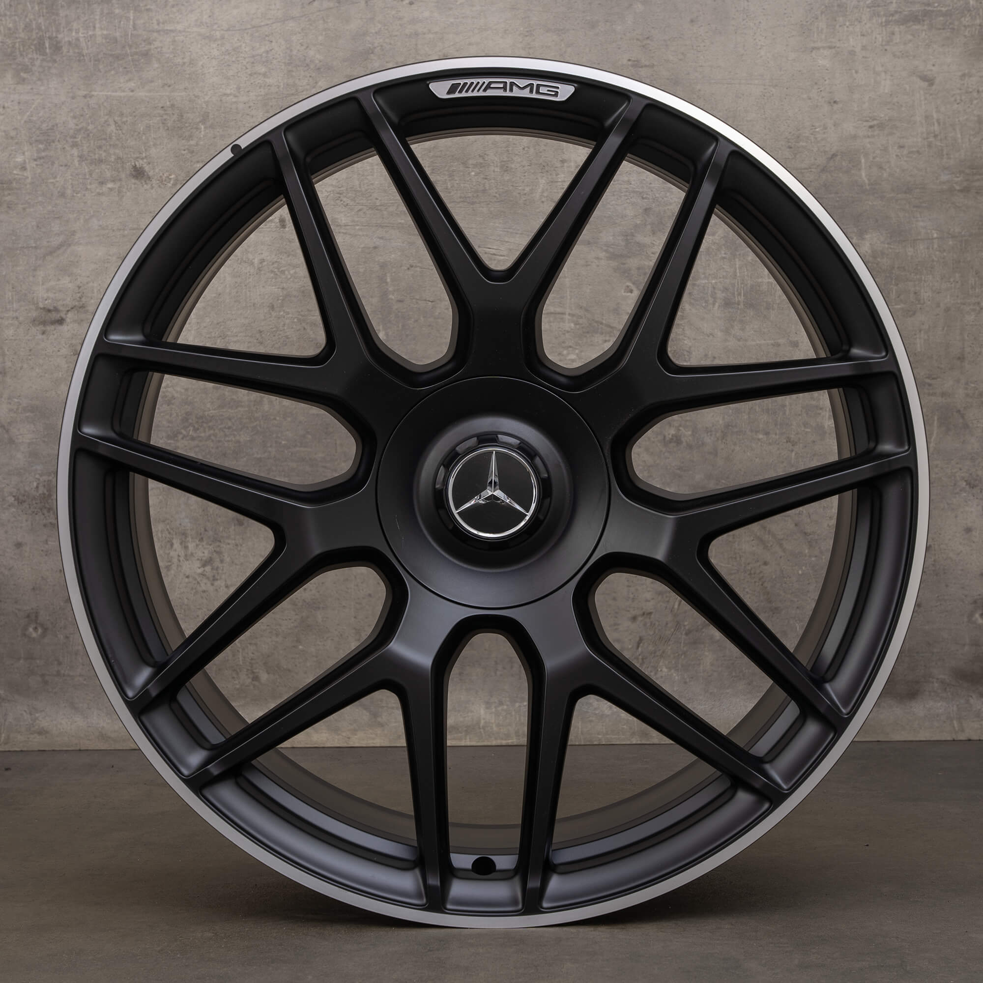 Originální ráfky Mercedes Benz třídy G AMG 22" W463A G63 A4634012000 černý vysoký lesk NOVINKA