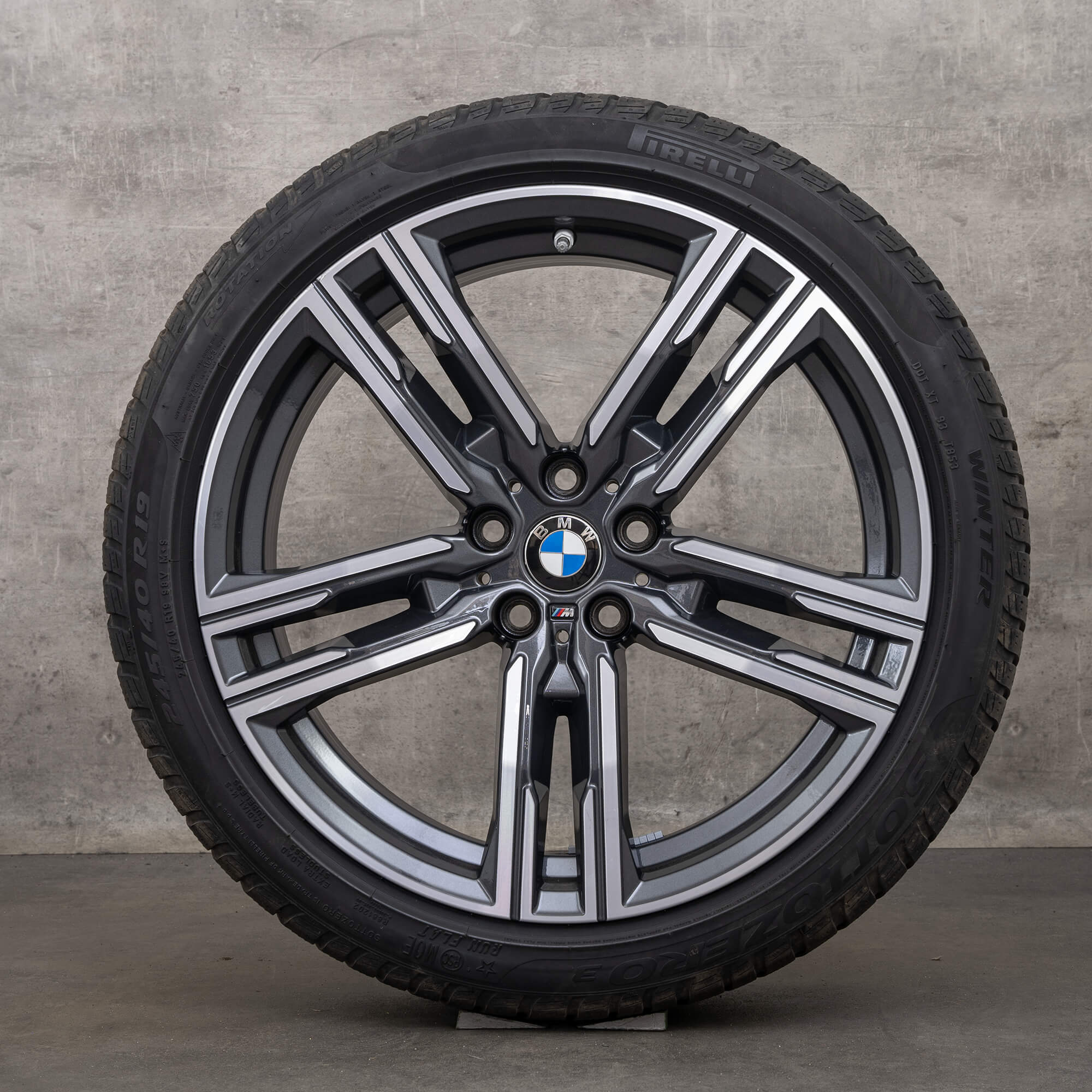 BMW 8 Series G14 G15 G16 OEM winter wheels tires 19 inch styling 727 M