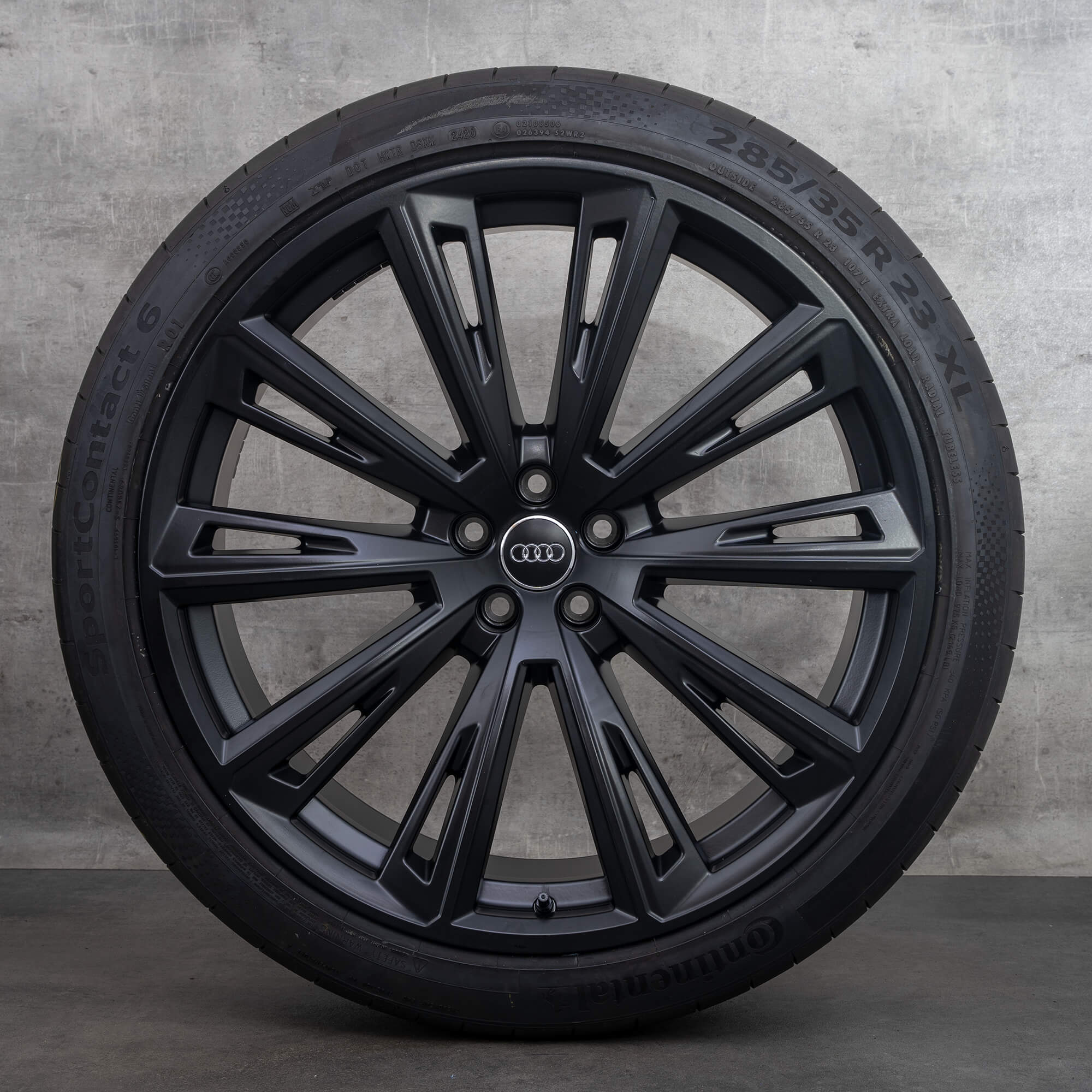 Audi 23 inch velgen Q8 SQ8 4M8 trapezium zomerbanden zomervelgen 4M8601025AT