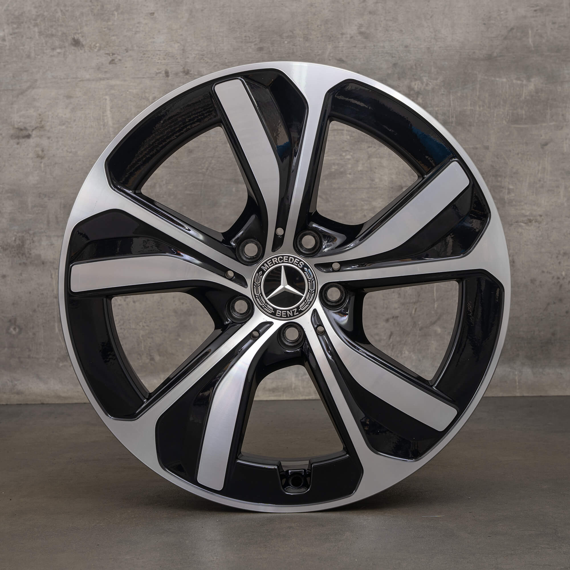 Originele AMG Mercedes CLE C236 18 inch velgen A2364011600 zwart NIEUW