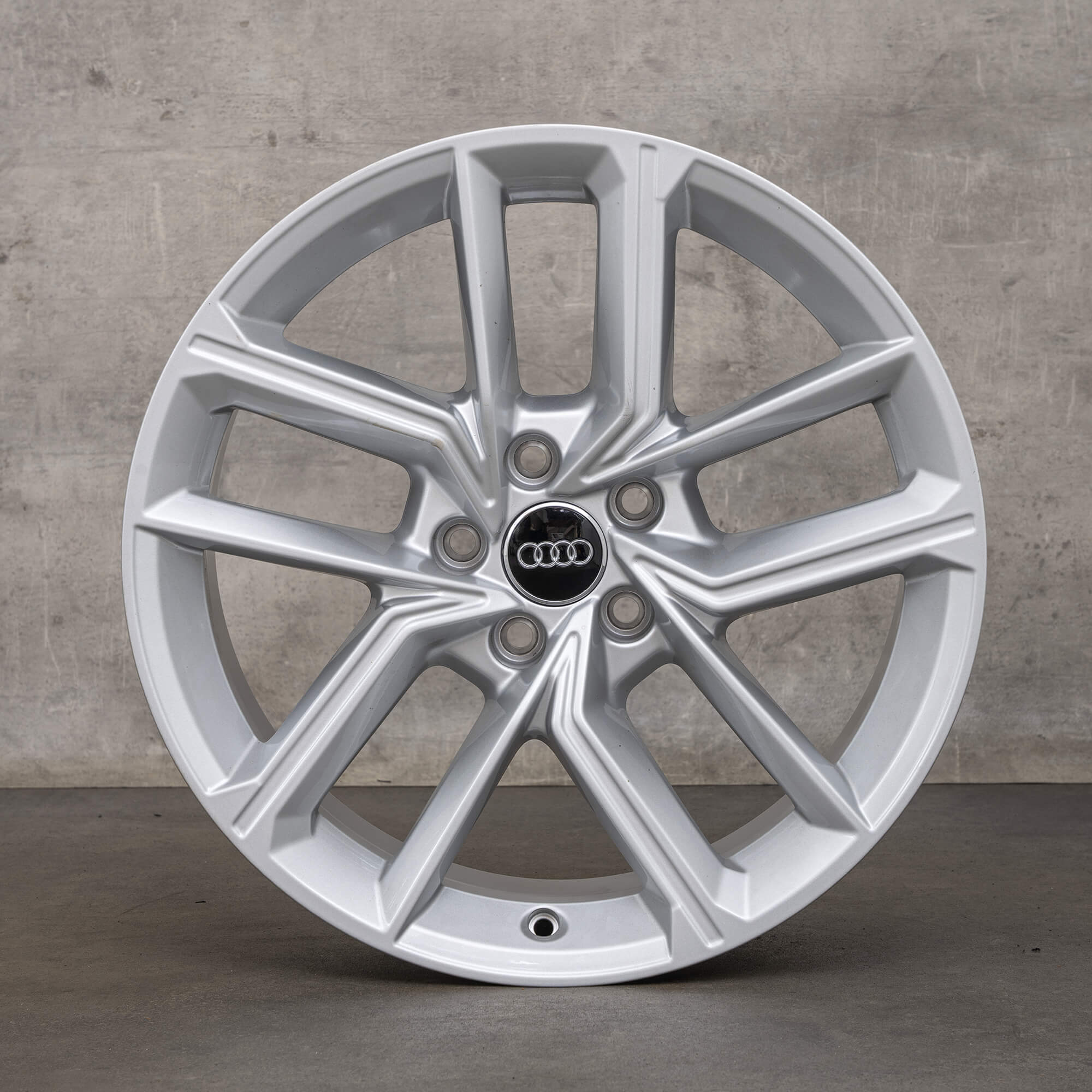 Originele Audi A5 S5 F5 8W B9 18 inch velgen 8W0601025FL 8,5 x ET29 NIEUW