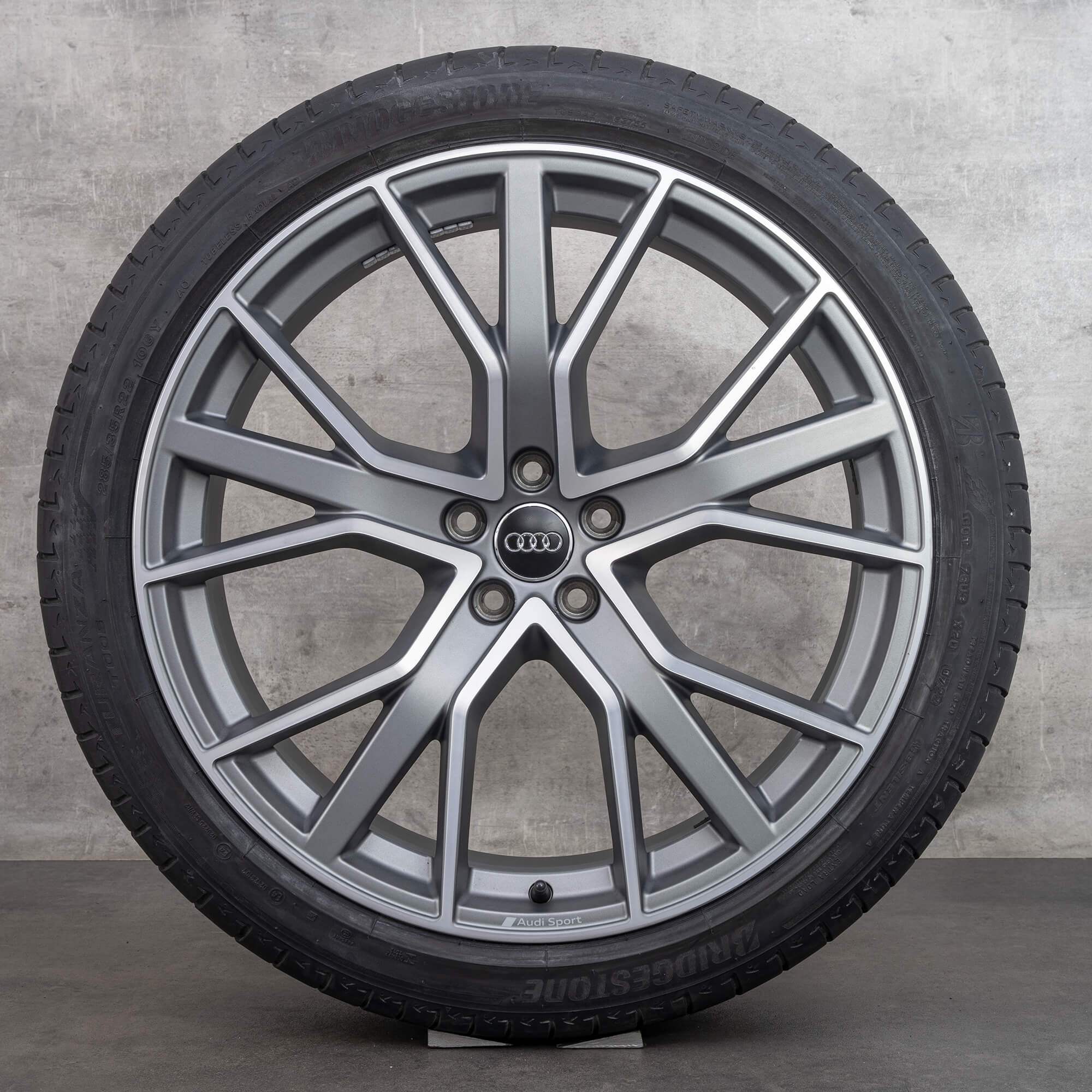 Audi 22 inch rims Q7 SQ7 4M summer tires wheels alloy 4M0601025AG