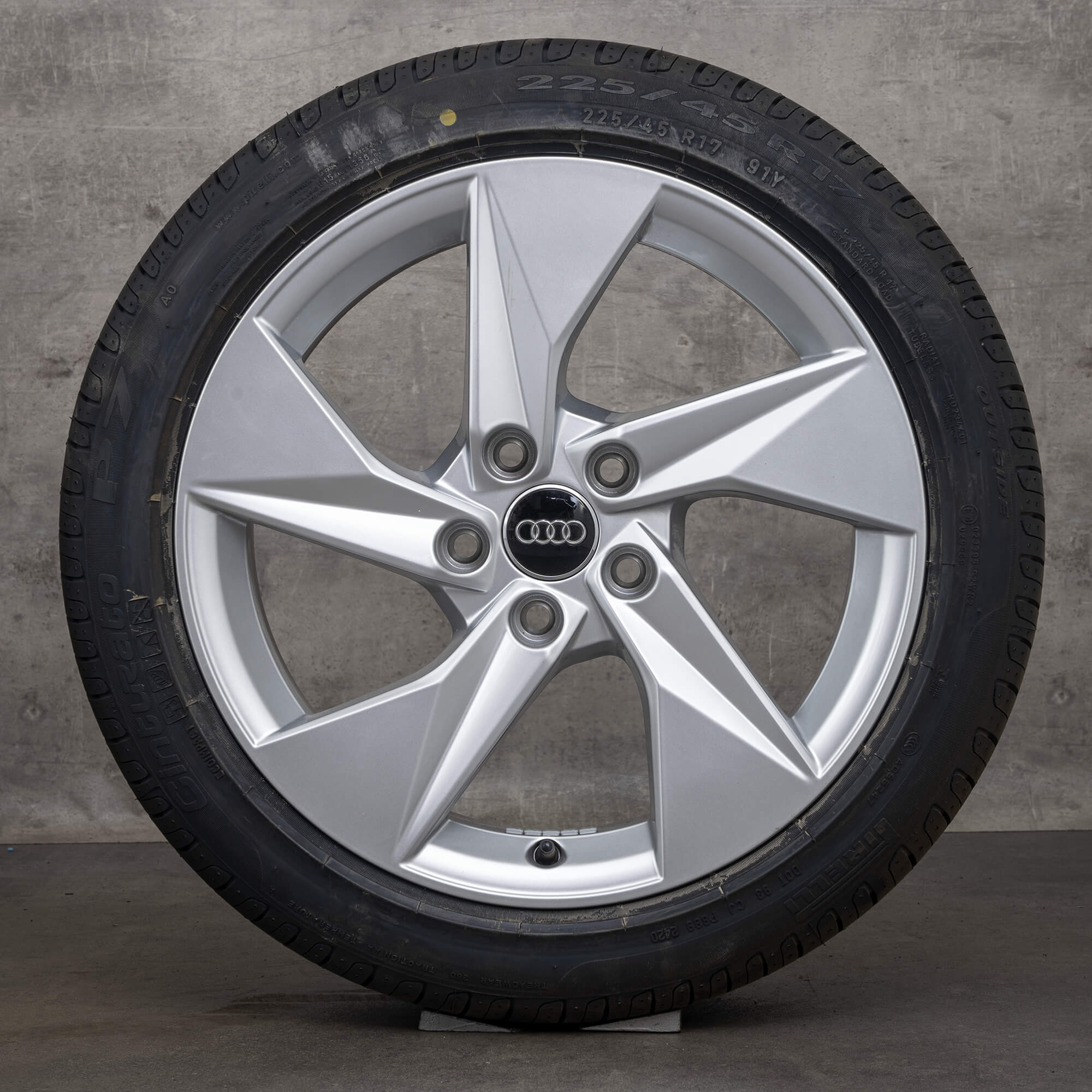 Audi 17 inch rims A3 S3 8Y summer tires summer OEM wheels 8Y0601025A NEW
