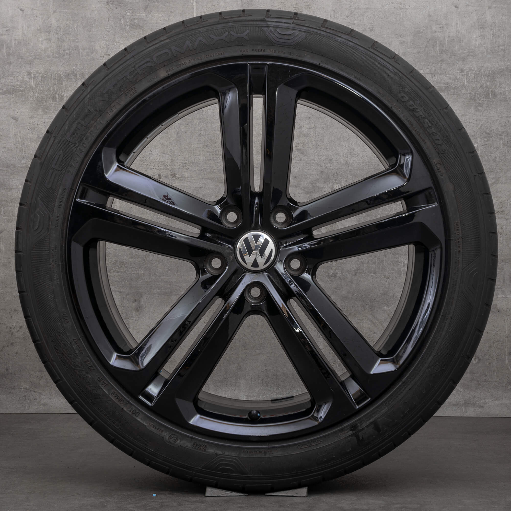 VW Touareg 7P zomerwielen 21 inch velgen Mallory zomerbanden 7P6601025N