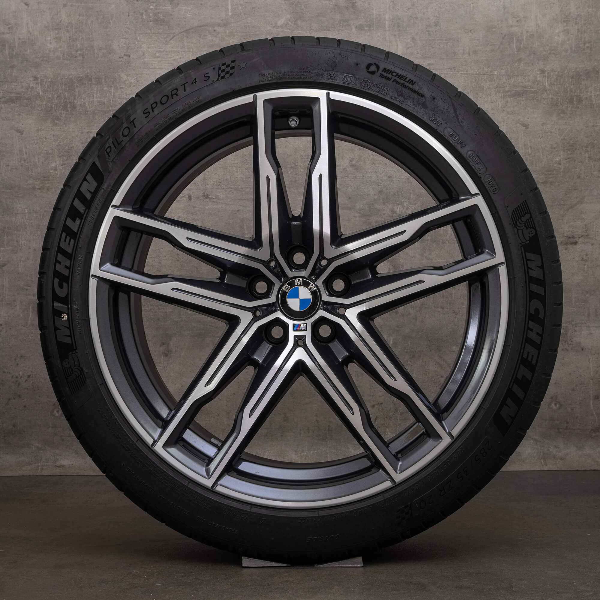 Llantas originales BMW M5 M8 20 pulgadas F90 F91 F92 F93 ruedas de verano 810 M 8089562 8089563 gris órbita