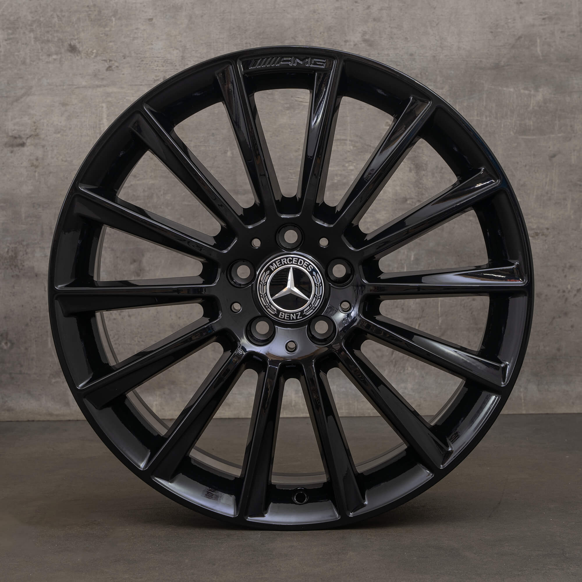 Originální AMG Mercedes Benz C-Class W205 S205 C205 A205 19 palcové ráfky A2054011300 A2054011400 černý lesk