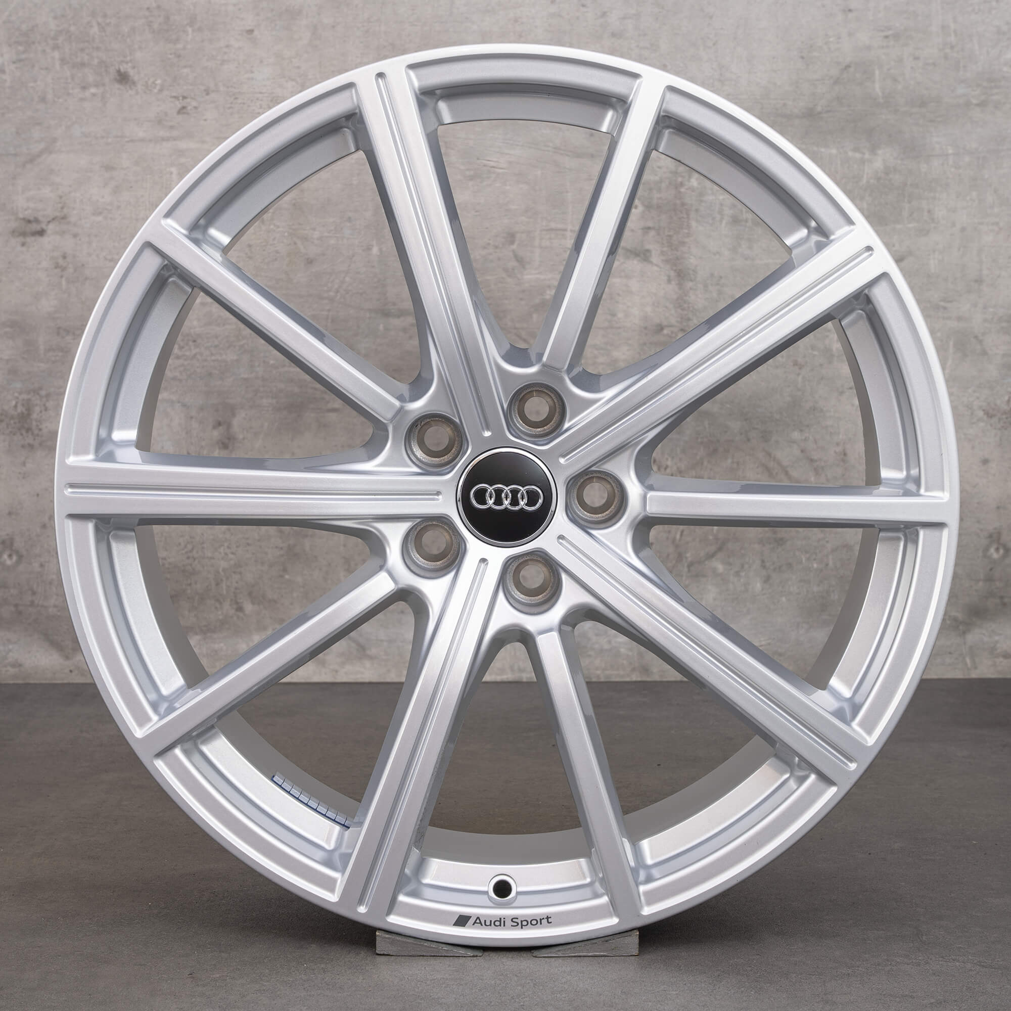 Jante Audi 20 inch S line Q3 RSQ3 F3 jante aluminiu 83A601025S 8.5 x ET 38 NOU