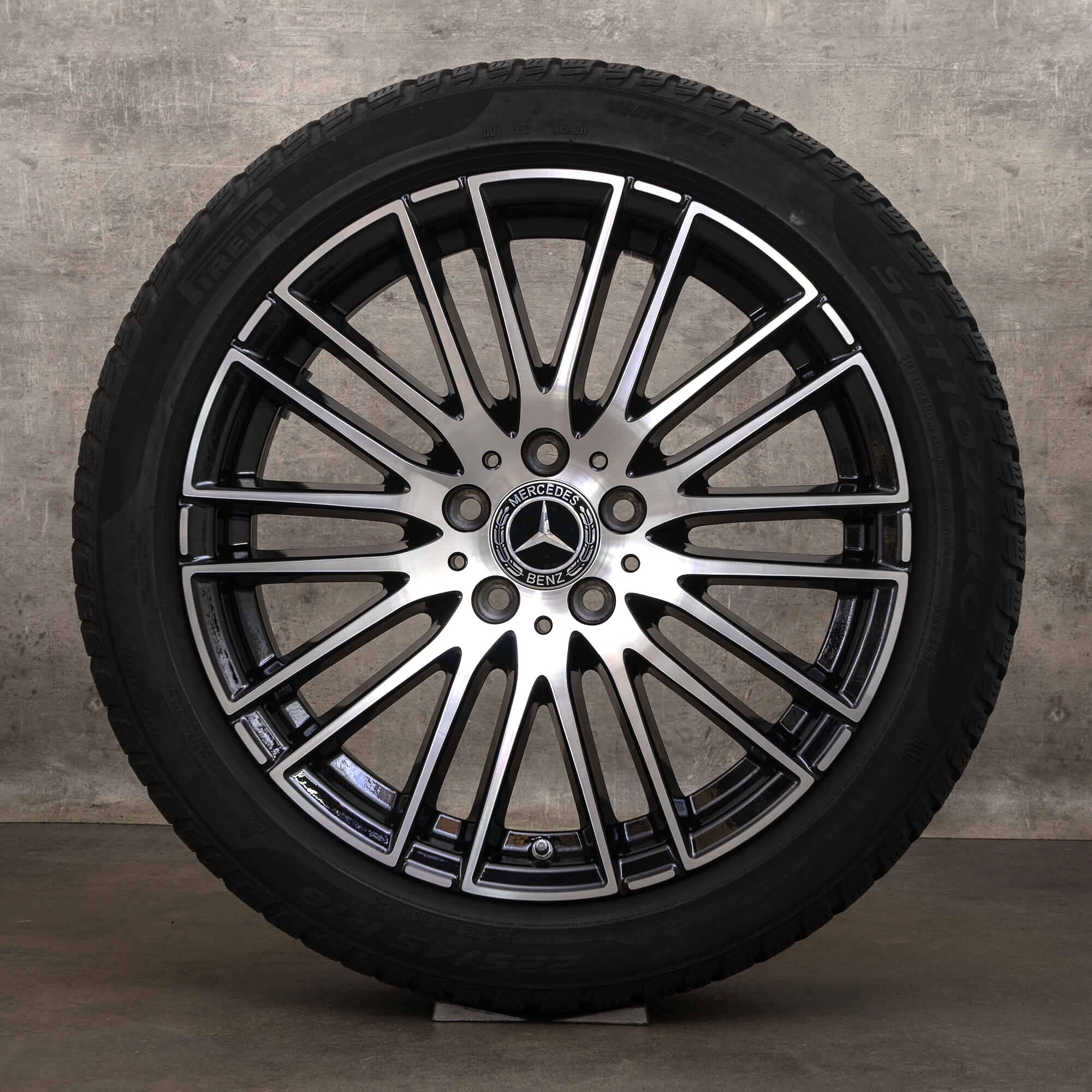 Originele Mercedes Benz C-Klasse winterwielen 18 inch W206 S206 velgen A2064014900 zwart hoogglans DOT 21