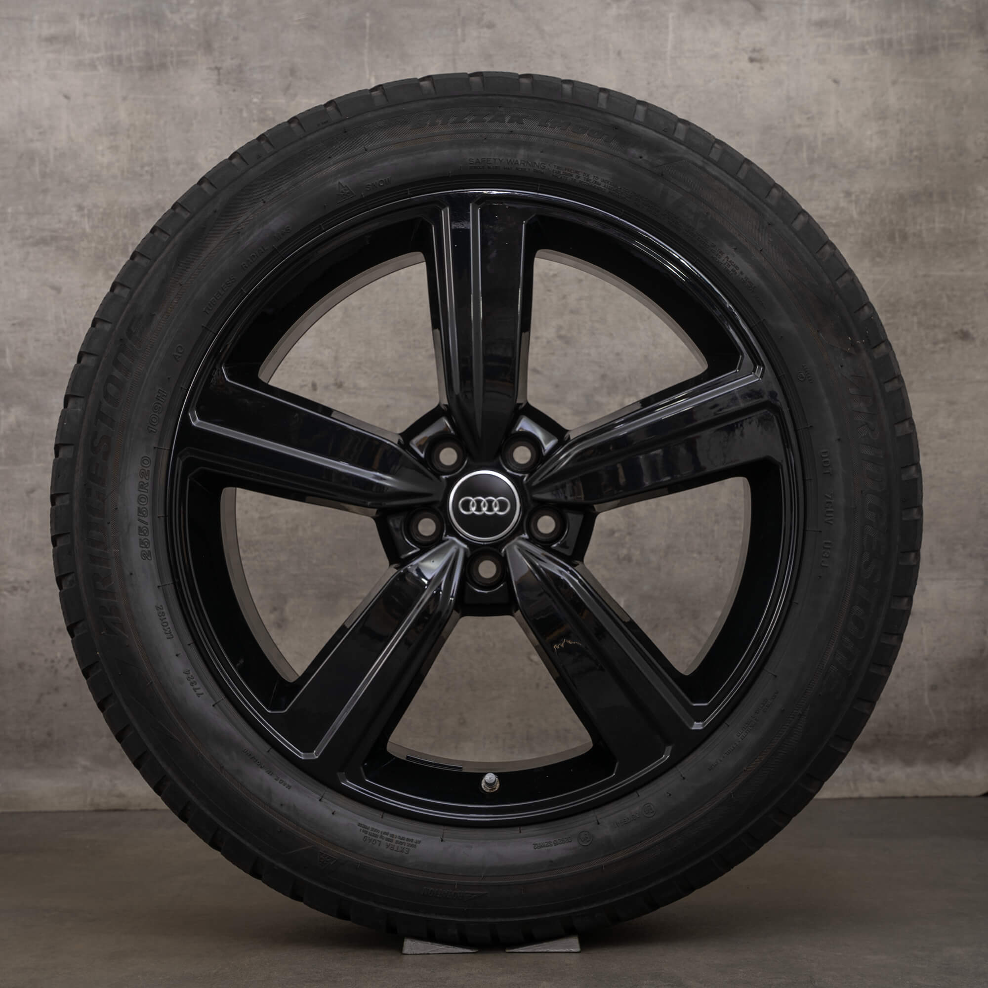 OEM Audi e-tron & Q8 GE 20 inch winter tires rims 4KE601025S