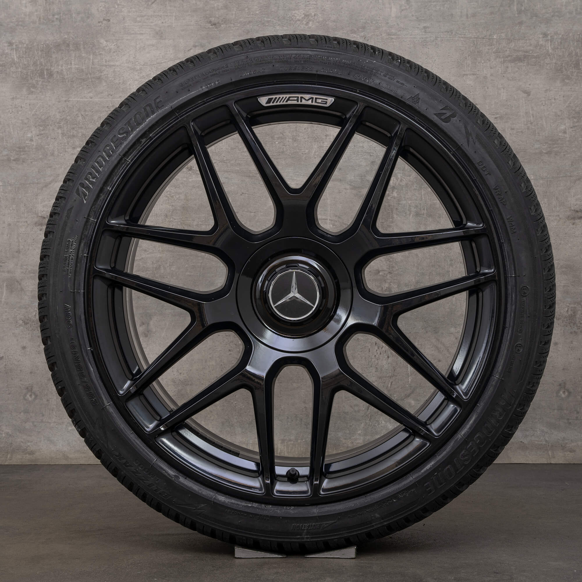 AMG Mercedes CLA45 C118 X118 vinterhjul 19-tommers felger vinterdekk NYTT