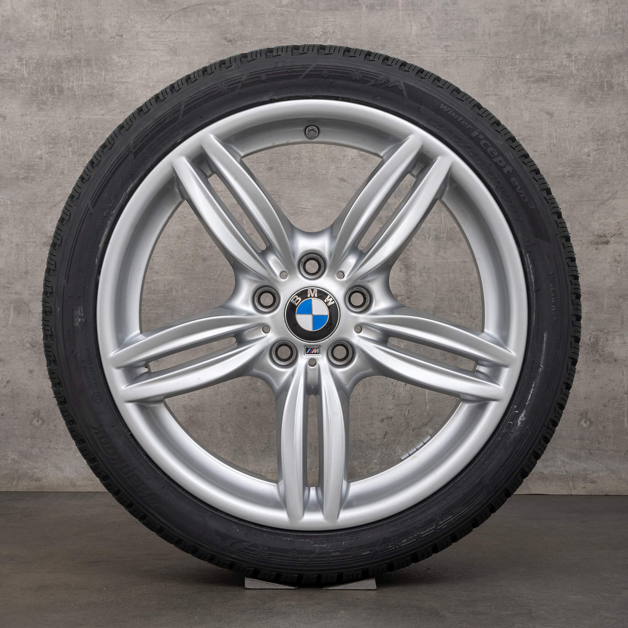 BMW Seria 5 F10 F11 6 F12 F13 jante de iarna 19 inch anvelope 351 M