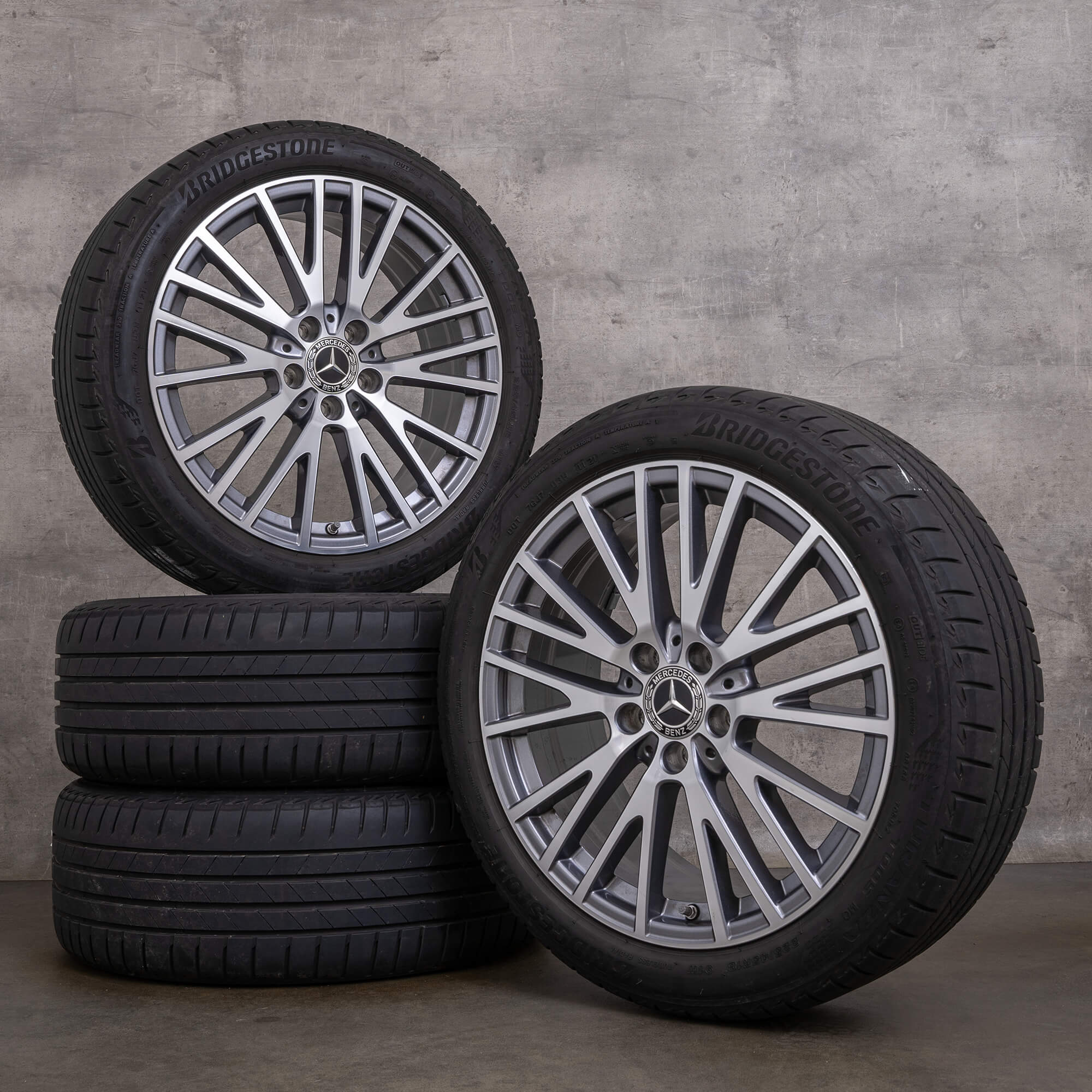 Originele Mercedes A B-klasse CLA wielen 18 inch W177 V177 W247 X118 C118 zomerwielen A1774010600 himalayagrijs glanzend gedraaid