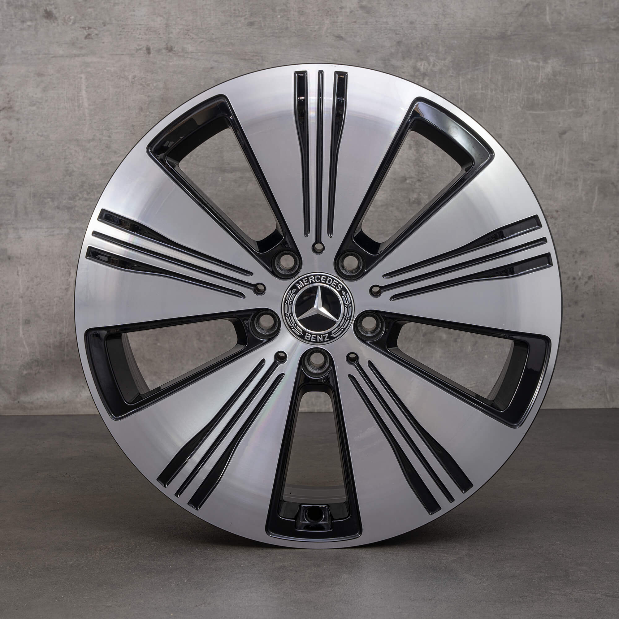 Mercedes Benz 18 inch velgen EQA H243 EQB X243 alloy A2434010100