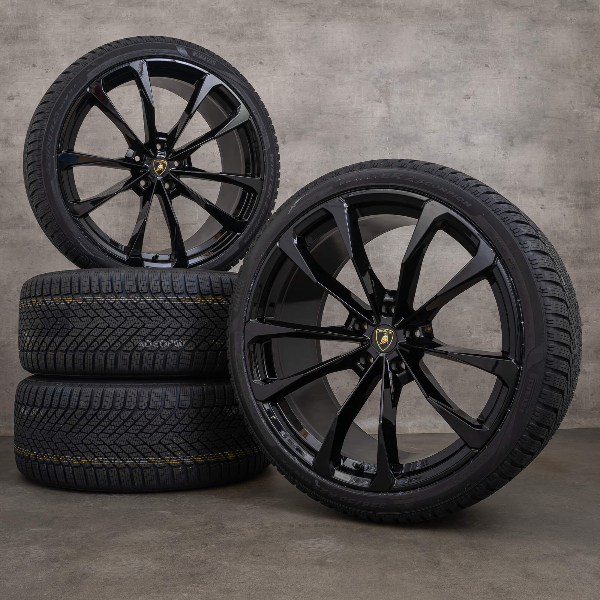 Lamborghini Urus 23 inch velgen winterbanden winterwielen aluminium zwart