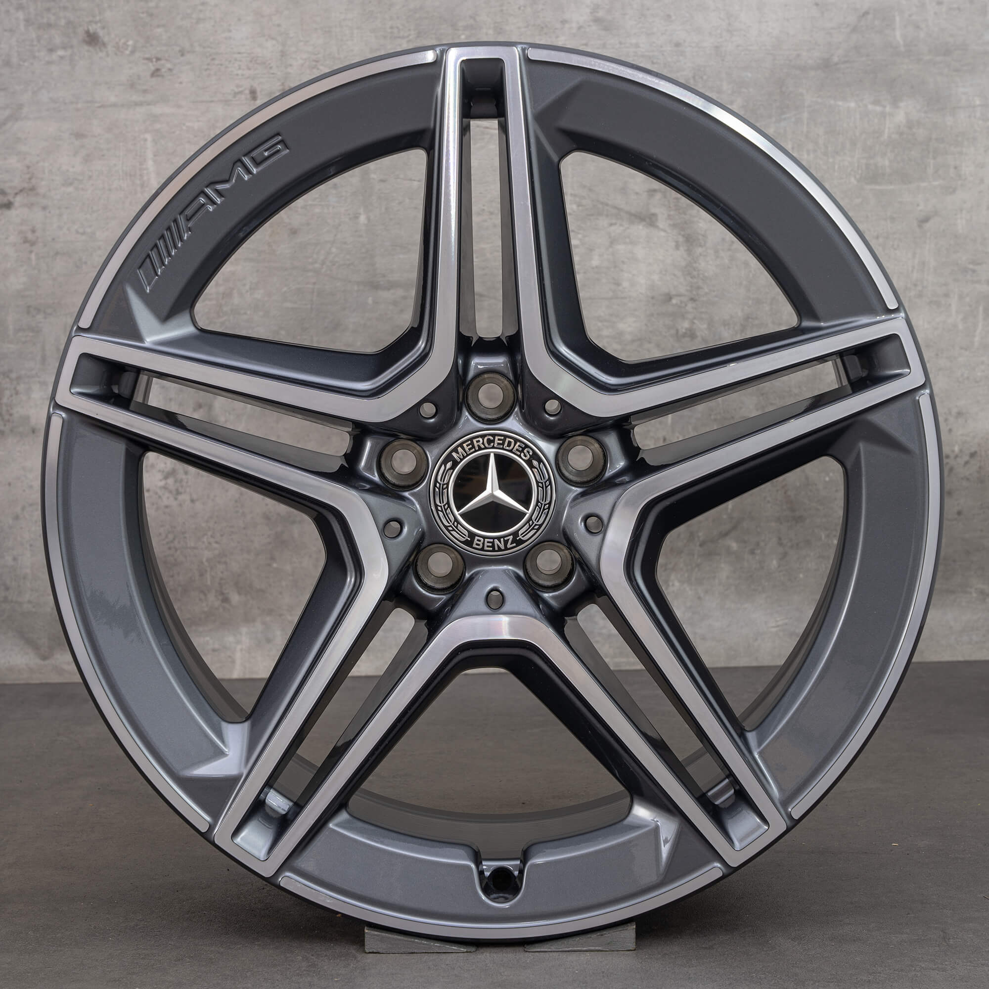 OEM AMG Mercedes W223 V223 19 inch rims A22347011300 NEW