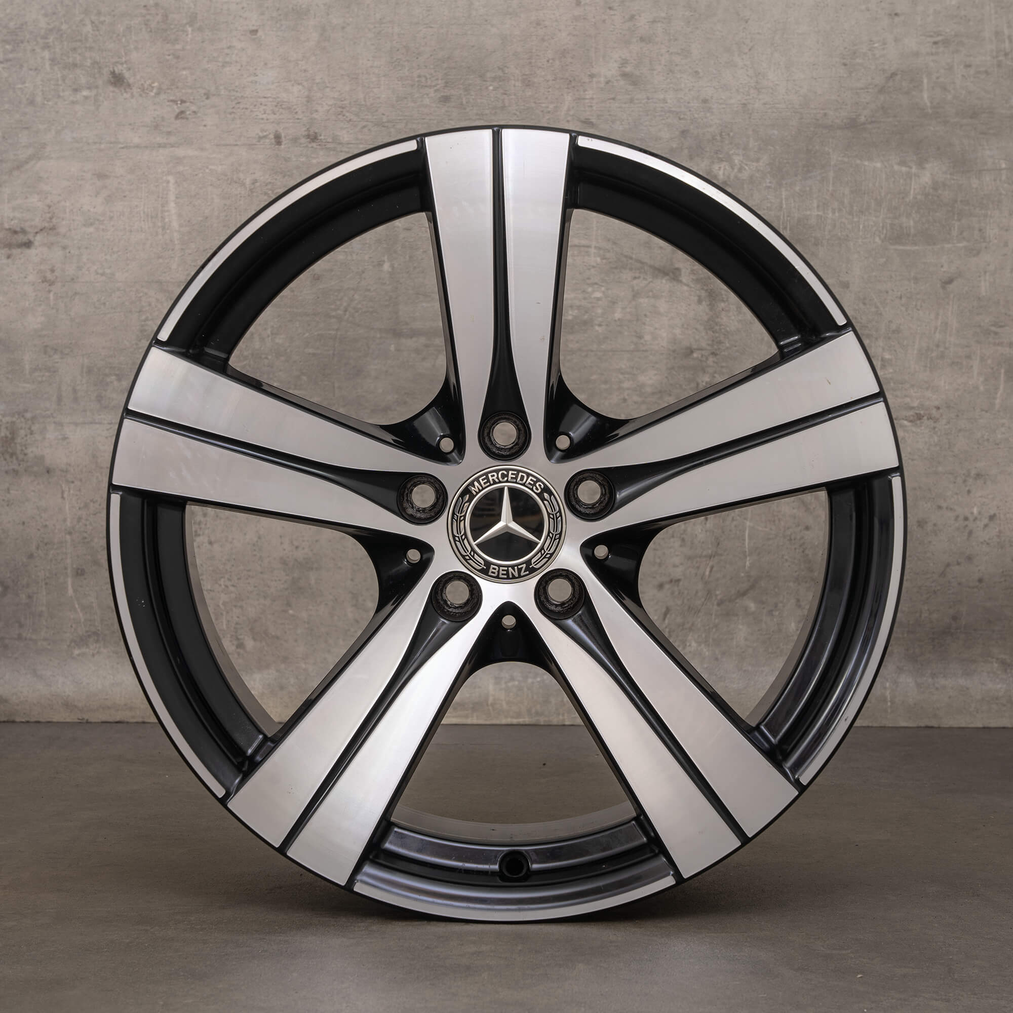 Originele Mercedes C-Klasse W206 S206 18 inch velgen A2064014700 zwart