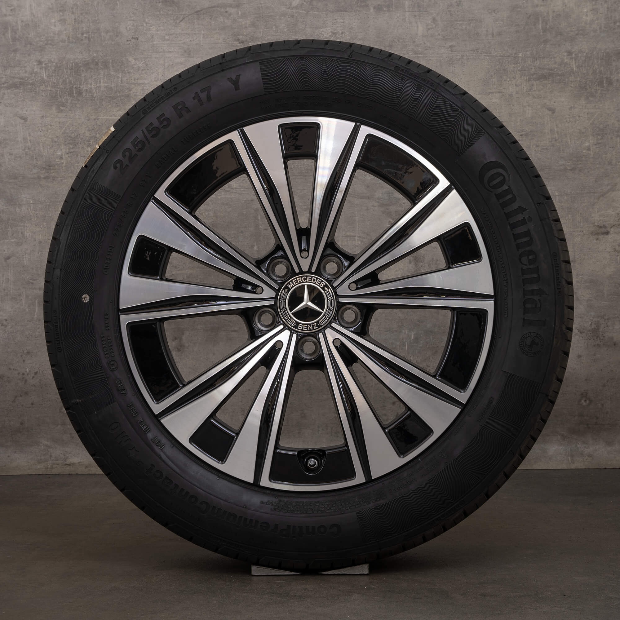 Originele Mercedes Benz C-Klasse velgen 17 inch Alle Tarrain X206 zomerwielen A2064013900 zwart hoogglans