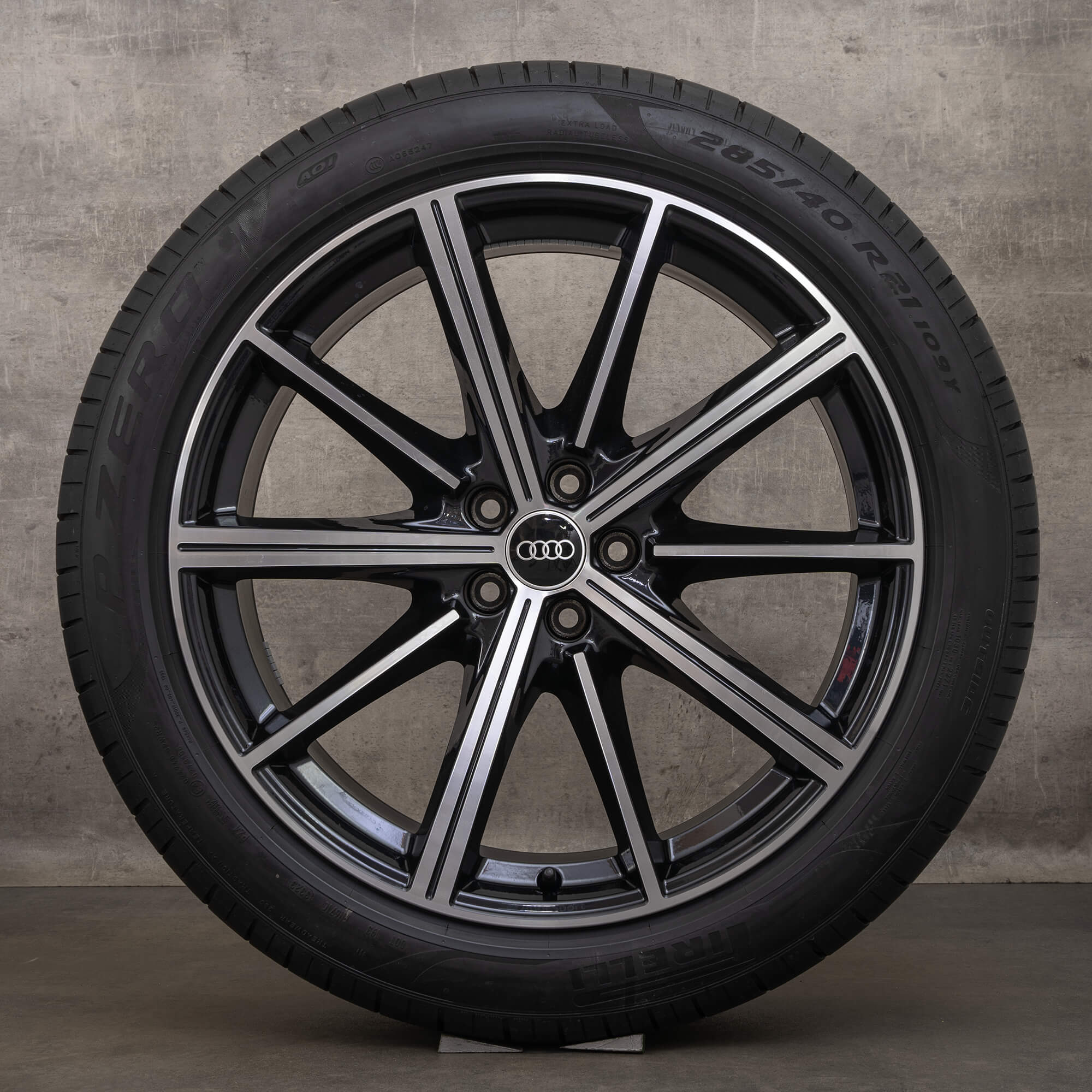 OEM Audi Q7 SQ7 4M 21 inch summer tires rims 4M0601025CC black