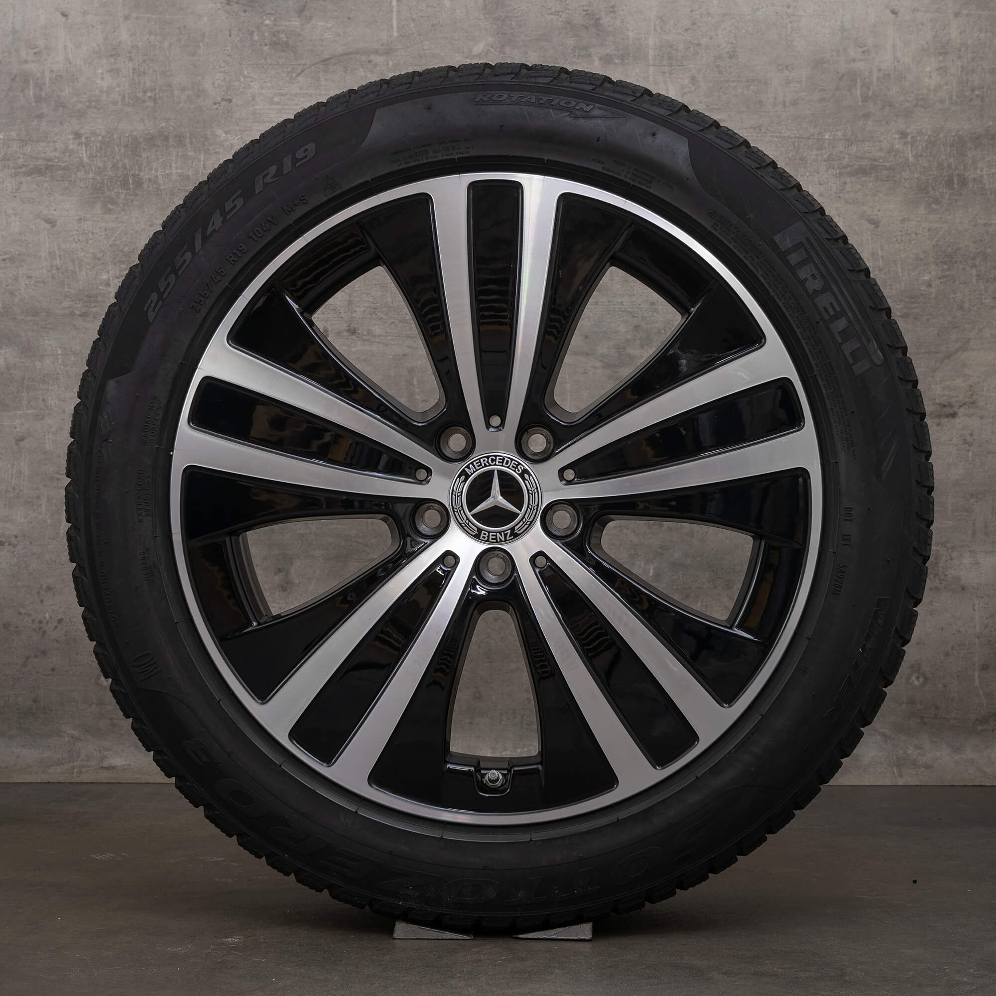 Originele Mercedes Benz EQE winterwielen 19 inch V295 velgen A2954011200 zwart hoogglans