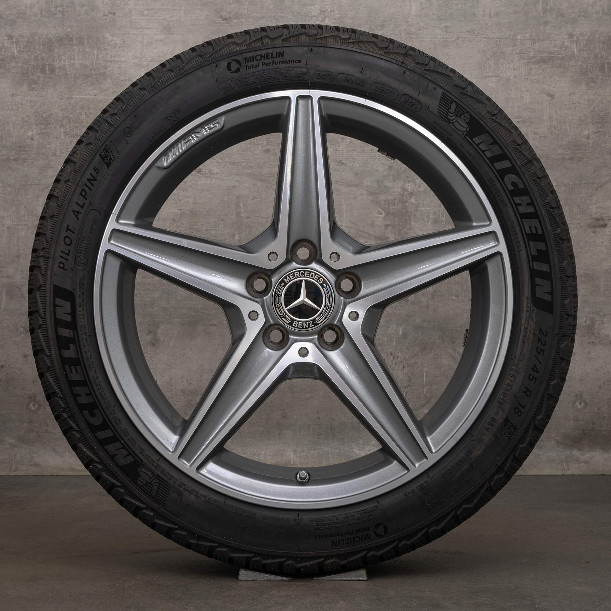 OEM AMG Mercedes Benz C-Class 18 inch W205 S205 C205 A205 rims winter tires A2054011100 OEM wheels himalaya grey high-sheen