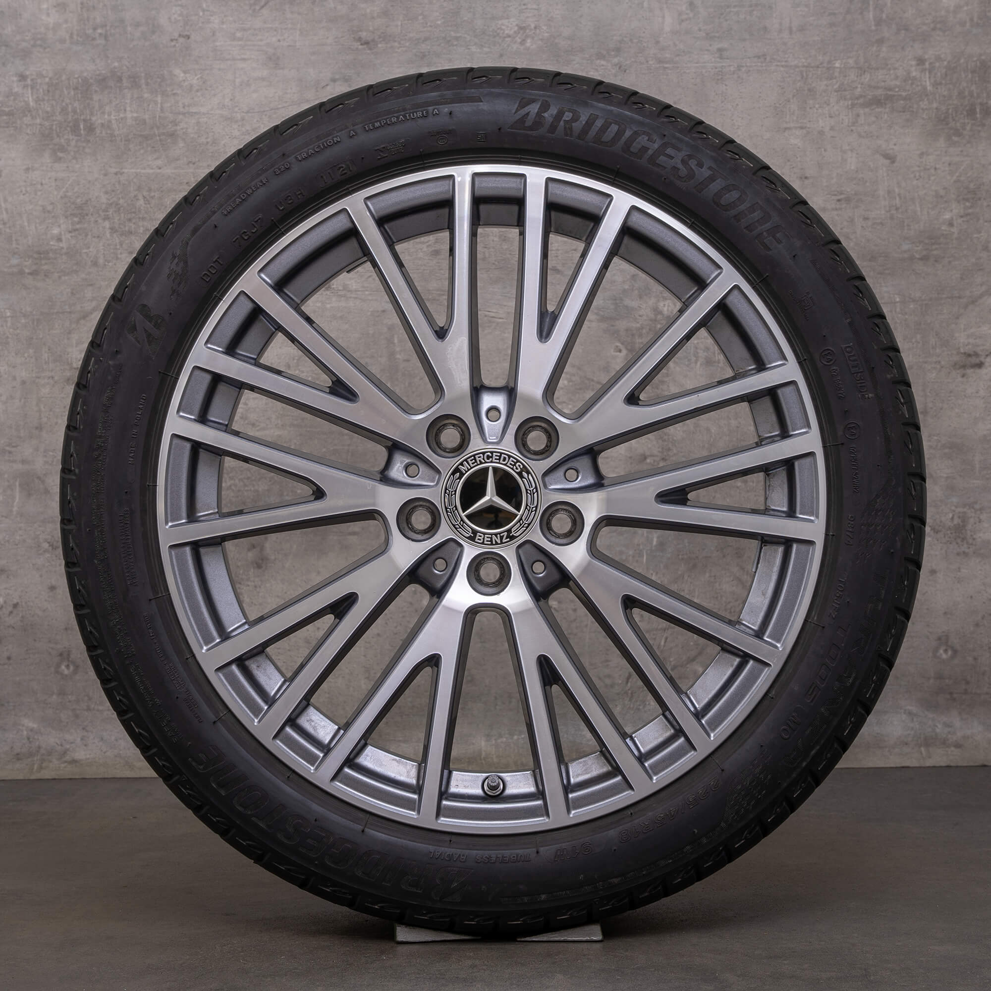 Originele Mercedes A B-klasse CLA wielen 18 inch W177 V177 W247 X118 C118 zomerwielen A1774010600 himalayagrijs glanzend gedraaid