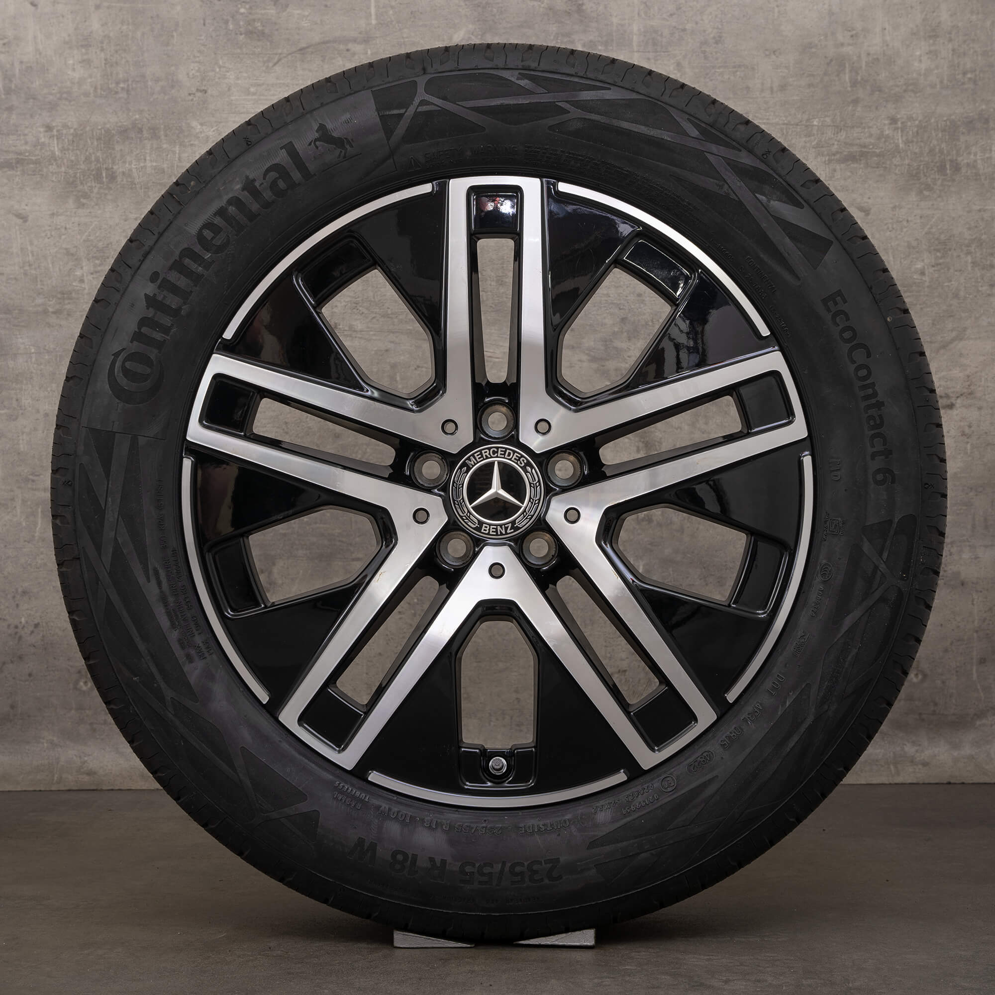 Originele Mercedes Benz GLA H247 18 inch velgen zomerbanden A2474012700 NIEUW