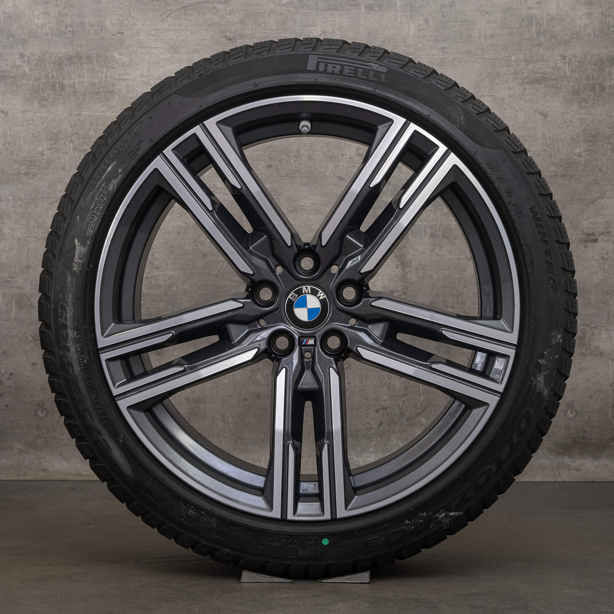 Cerchioni originali BMW Serie 8 G14 G15 G16 da 19 pollici pneumatici invernali styling 727 M 8090019 8090020 grigio orbita lucido