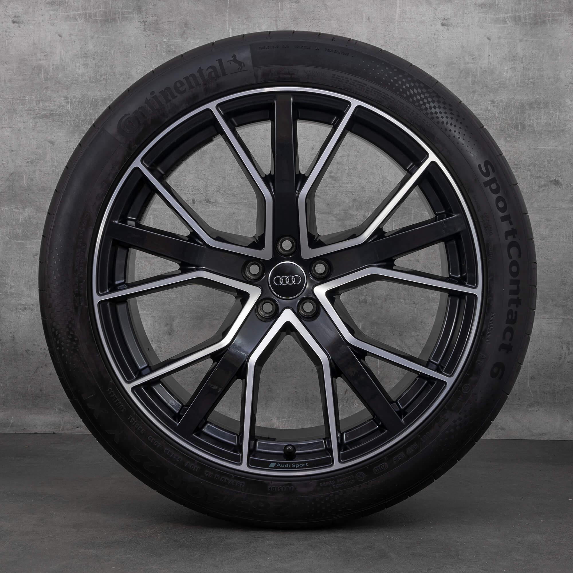 Audi 22 inch velgen Q8 SQ8 4M8 alloy zomerbanden zomervelgen 4M8601025Q