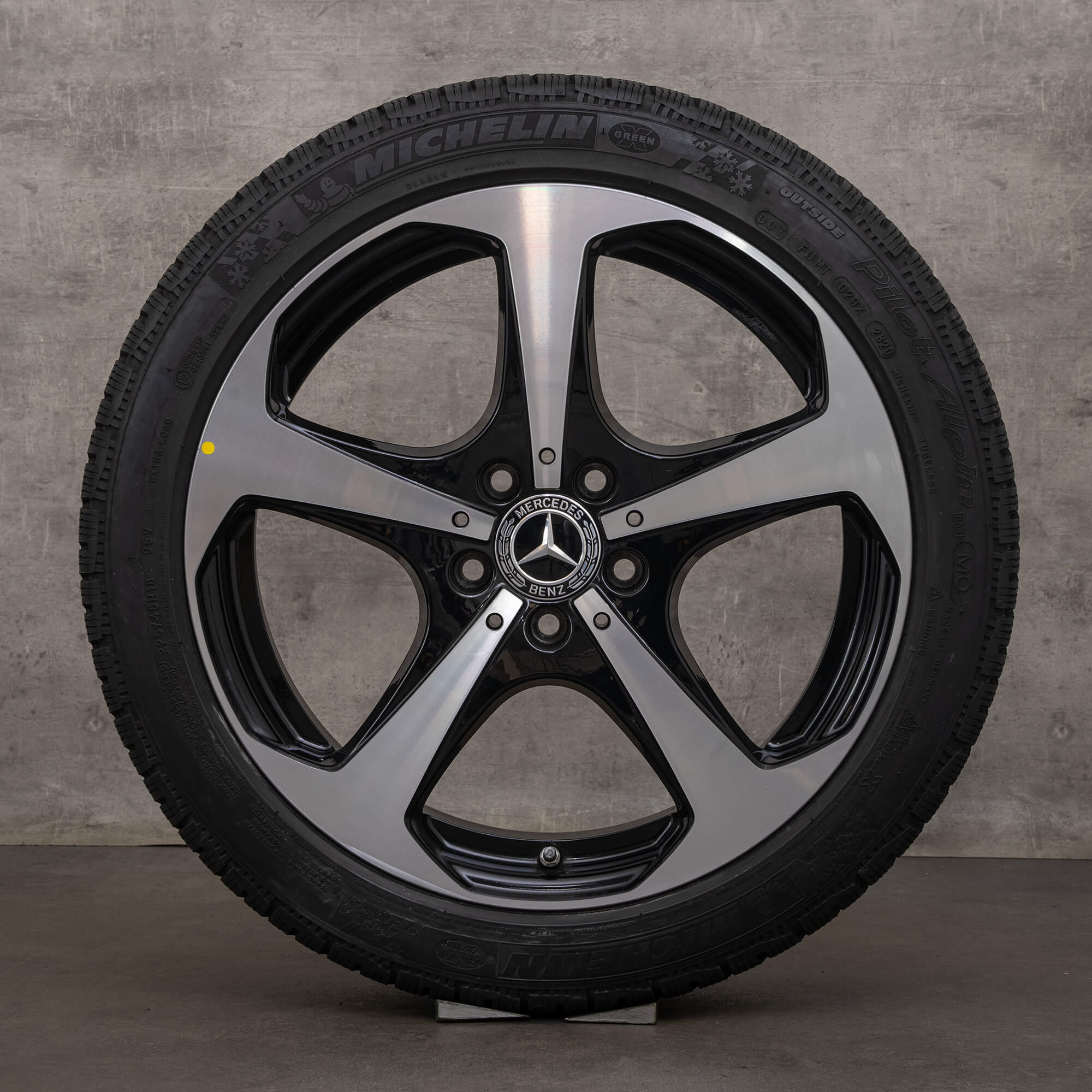 Originele Mercedes Benz C-Klasse winterwielen 18 inch W205 S205 A205 C205 velgen A2054014600 A2054014700 zwart hoogglans