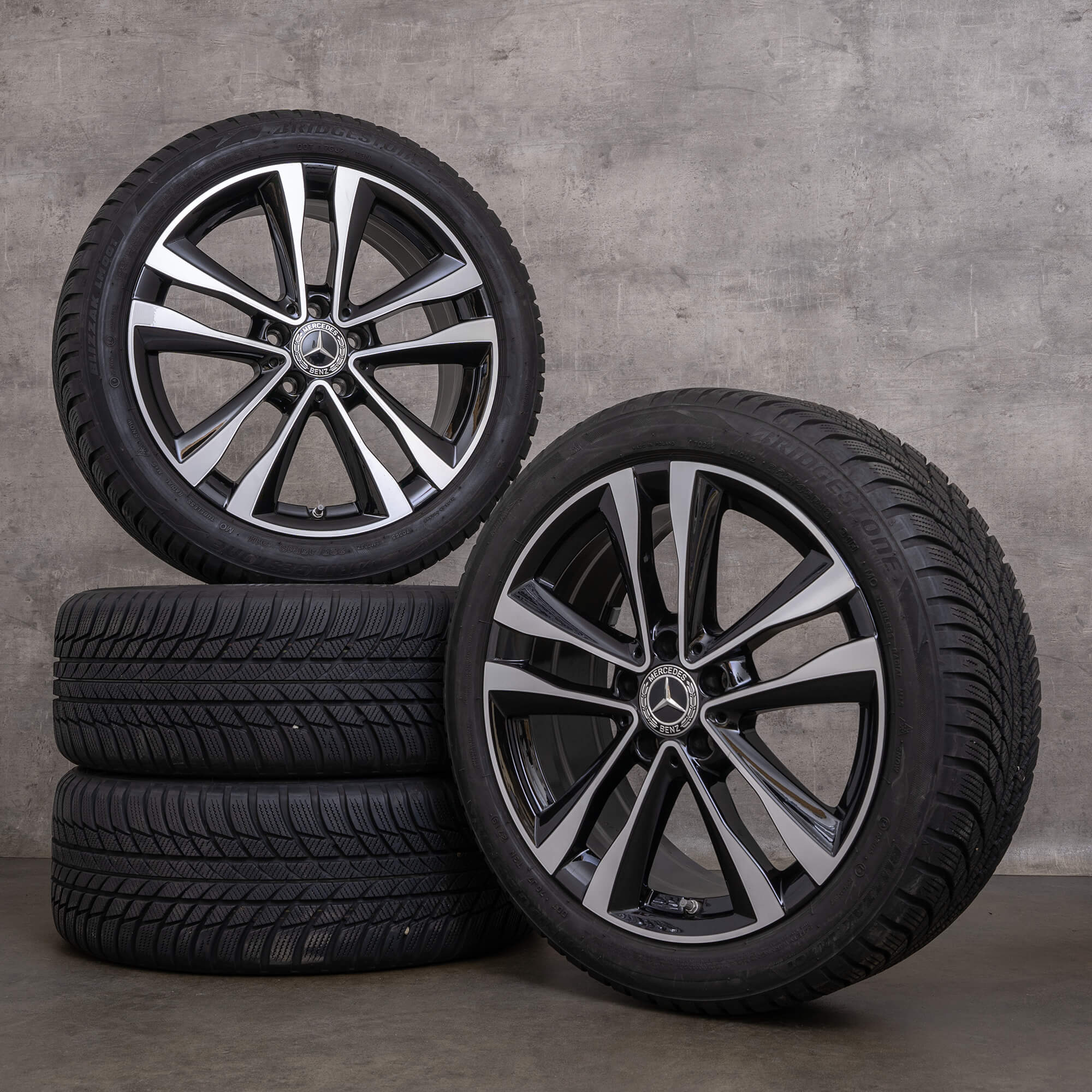 Originele Mercedes A B Klasse CLA winterwielen 18 inch W177 V177 W247 X118 C118 velgen A1774010600 zwart glanzend gedraaid