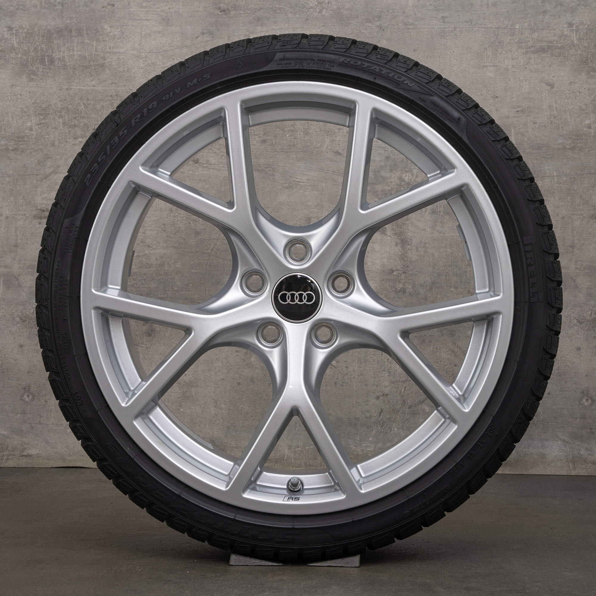 Originele Audi RS3 winterwielen 19 inch 8Y velgen 8Y0601025BT 8Y0601025BQ zilver