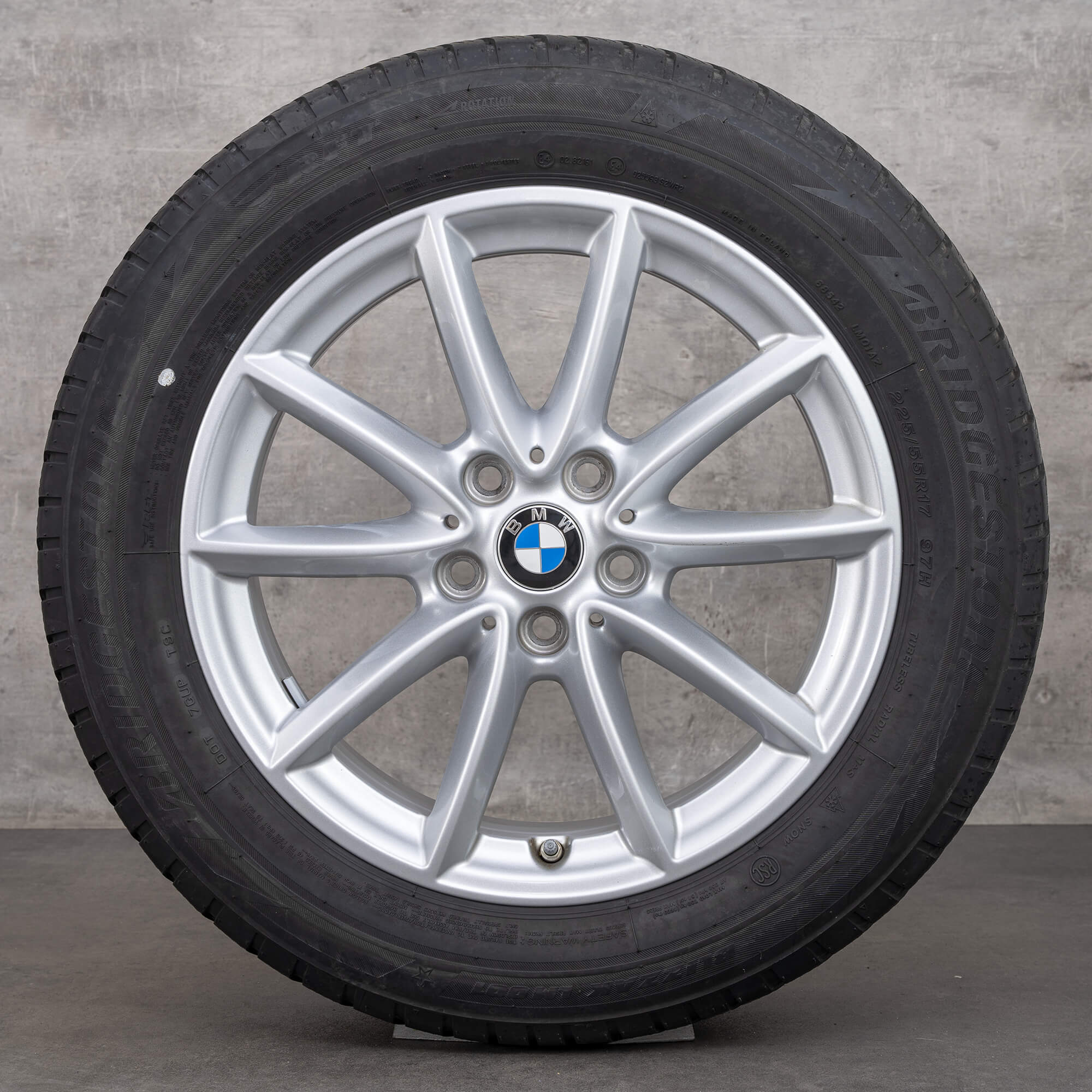 Llantas BMW 17 pulgadas X1 F48 X2 F39 Estilo 560 neumáticos de invierno ruedas