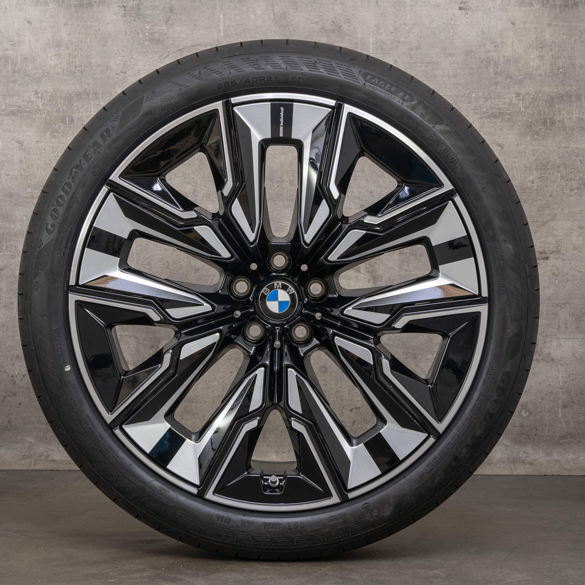 OEM BMW 7 Series & i7 summer wheels 21 inch G70 rims styling 910i 5A6F119 5A6F120 black glossy turned