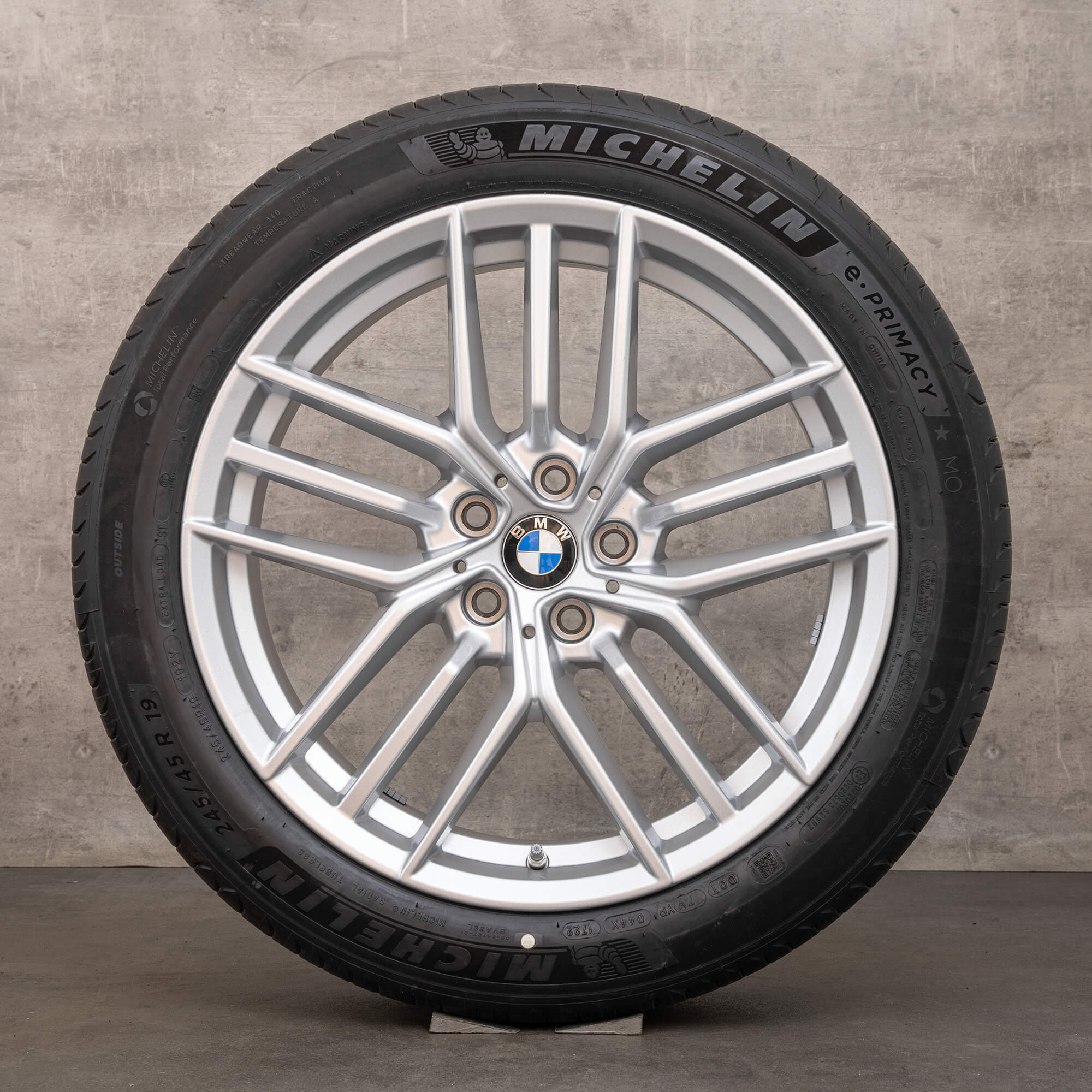 BMW 5 Series G60 i5 summer wheels tires 19 inch rims 5A324D6