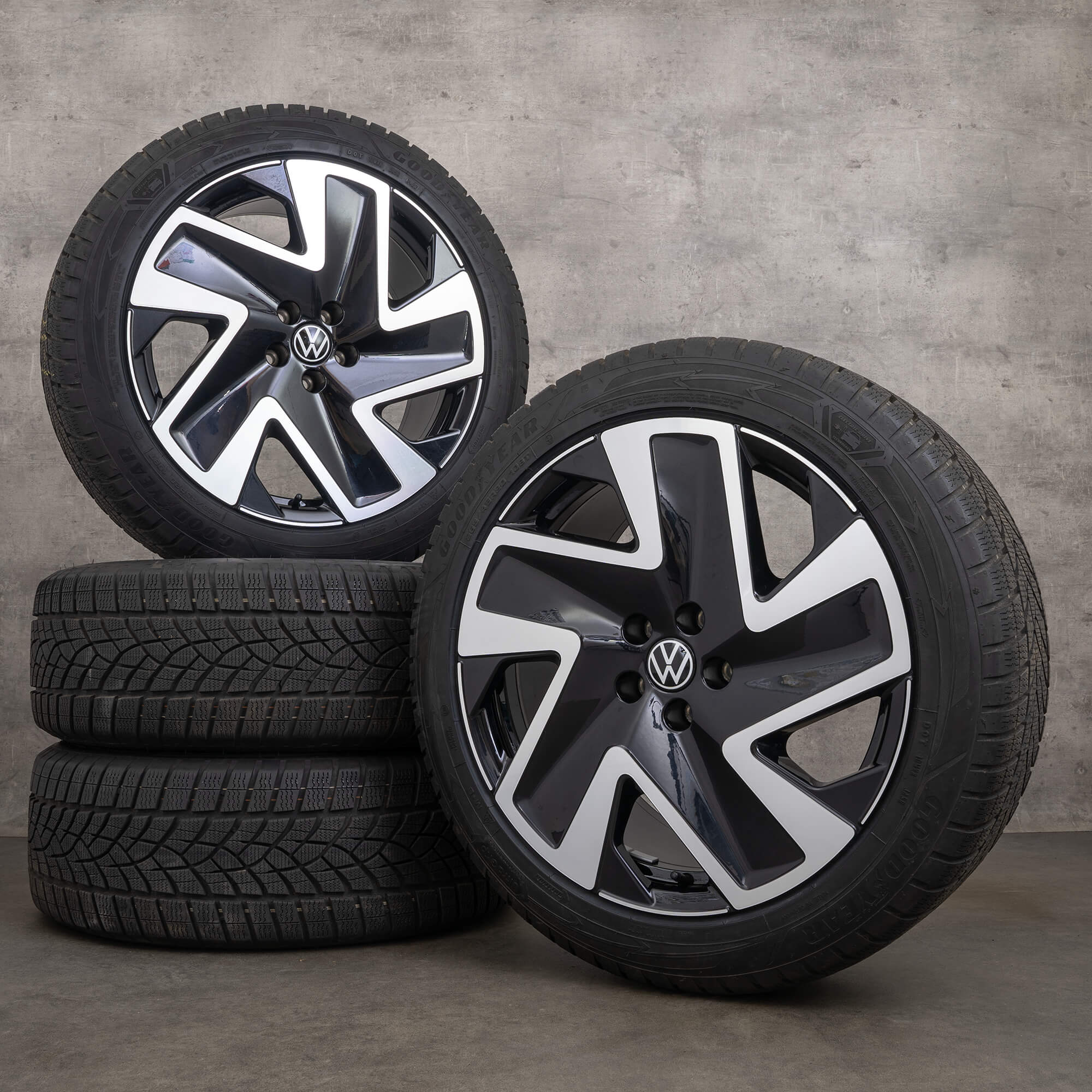 ID VW. Buzz Pro zimni alu kola 20 palcové ráfky pneumatiky Solna hliníkové 8 mm