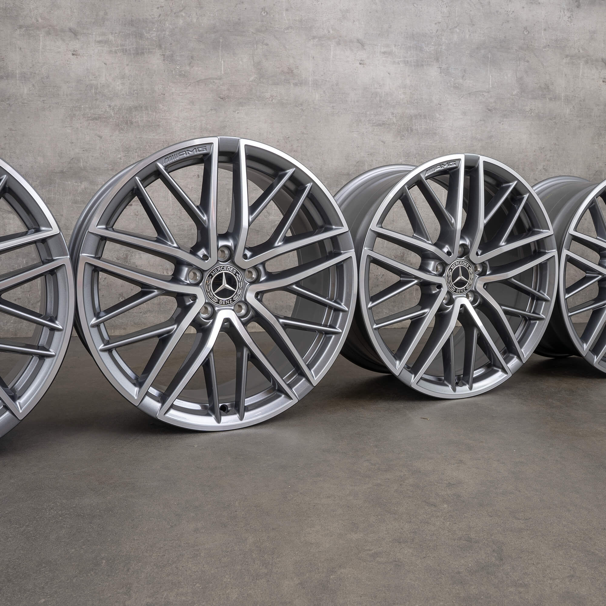 Originele AMG Mercedes Benz C-Klasse C43 velgen 19 inch W206 S206 aluminium A2064012300 A2064012400 NIEUW