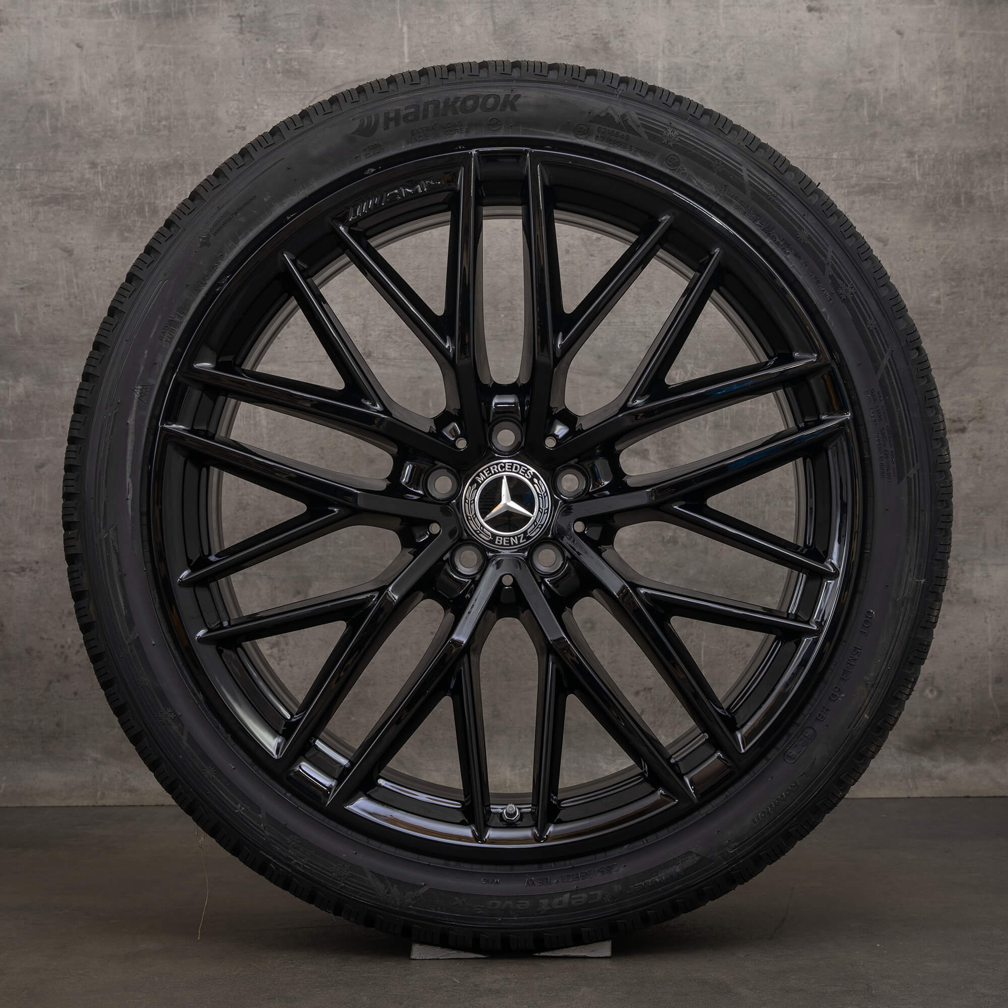 OEM AMG Mercedes Benz GLC43 C253 X253 21 inch rims winter tires A2534015700 A2534015800 black