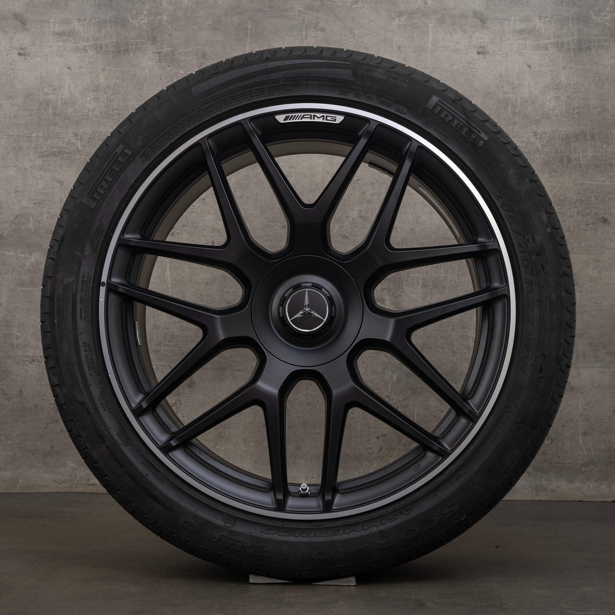 Jante originale Mercedes Benz Clasa G AMG 22 inch W463A 63 anvelope de vara A4634012000 negru mat lucios