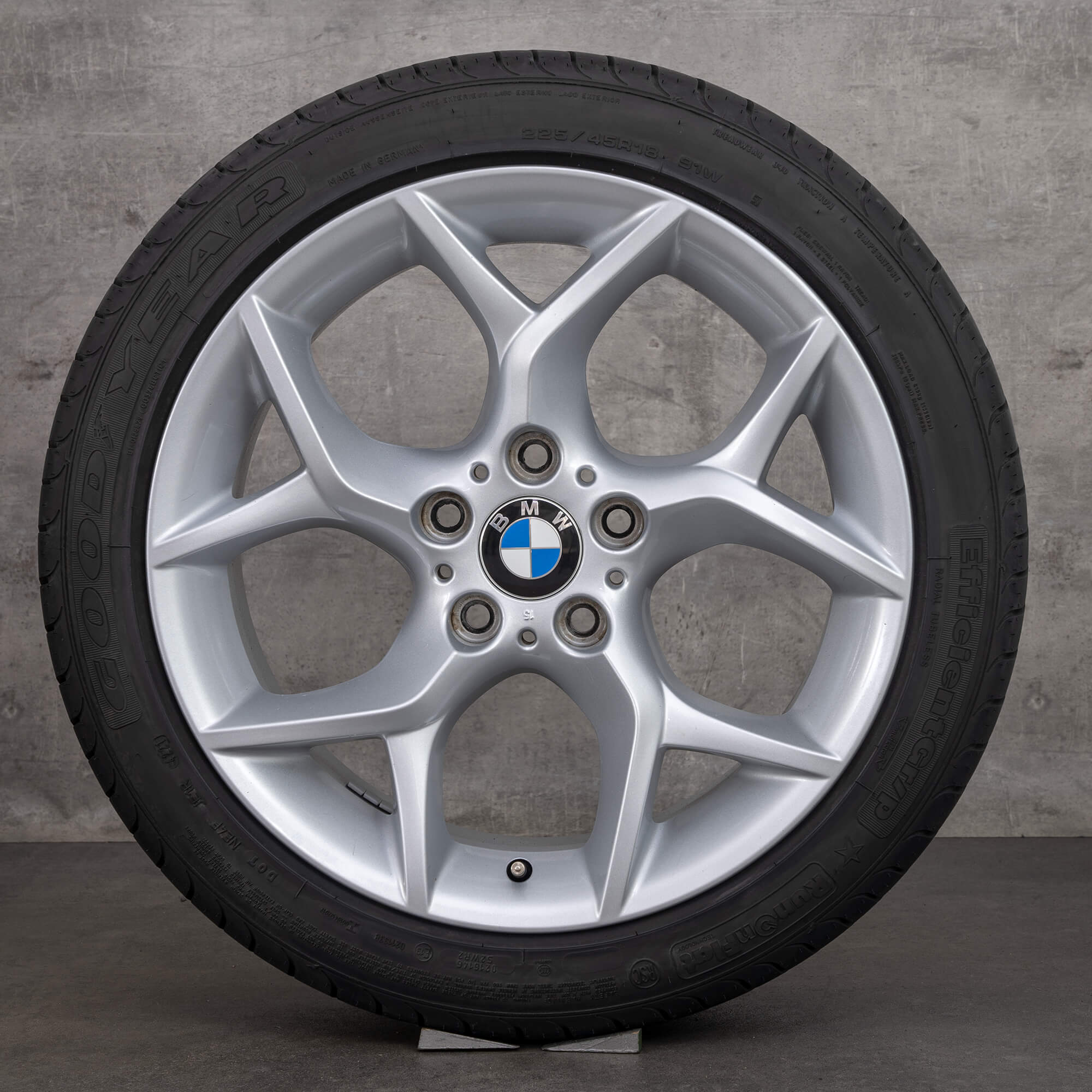 Pneumatici estivi BMW X1 E84 6789145 Cerchi da 18 pollici styling 322 ruote