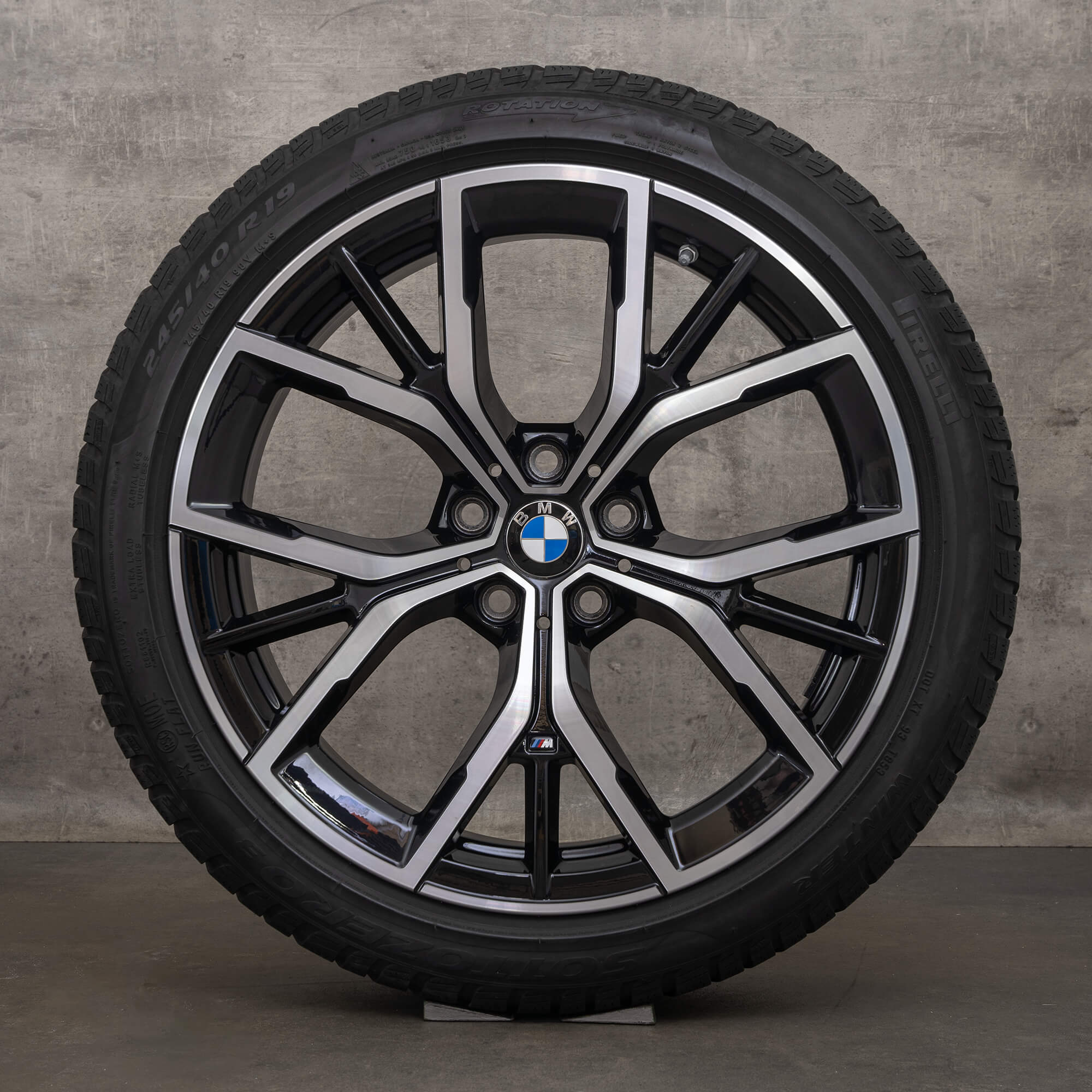 Original BMW Seria 5 G30 G31 19 inch anvelope de iarnă stil 845 M Y-spoke 8747405 roți negre lucioase