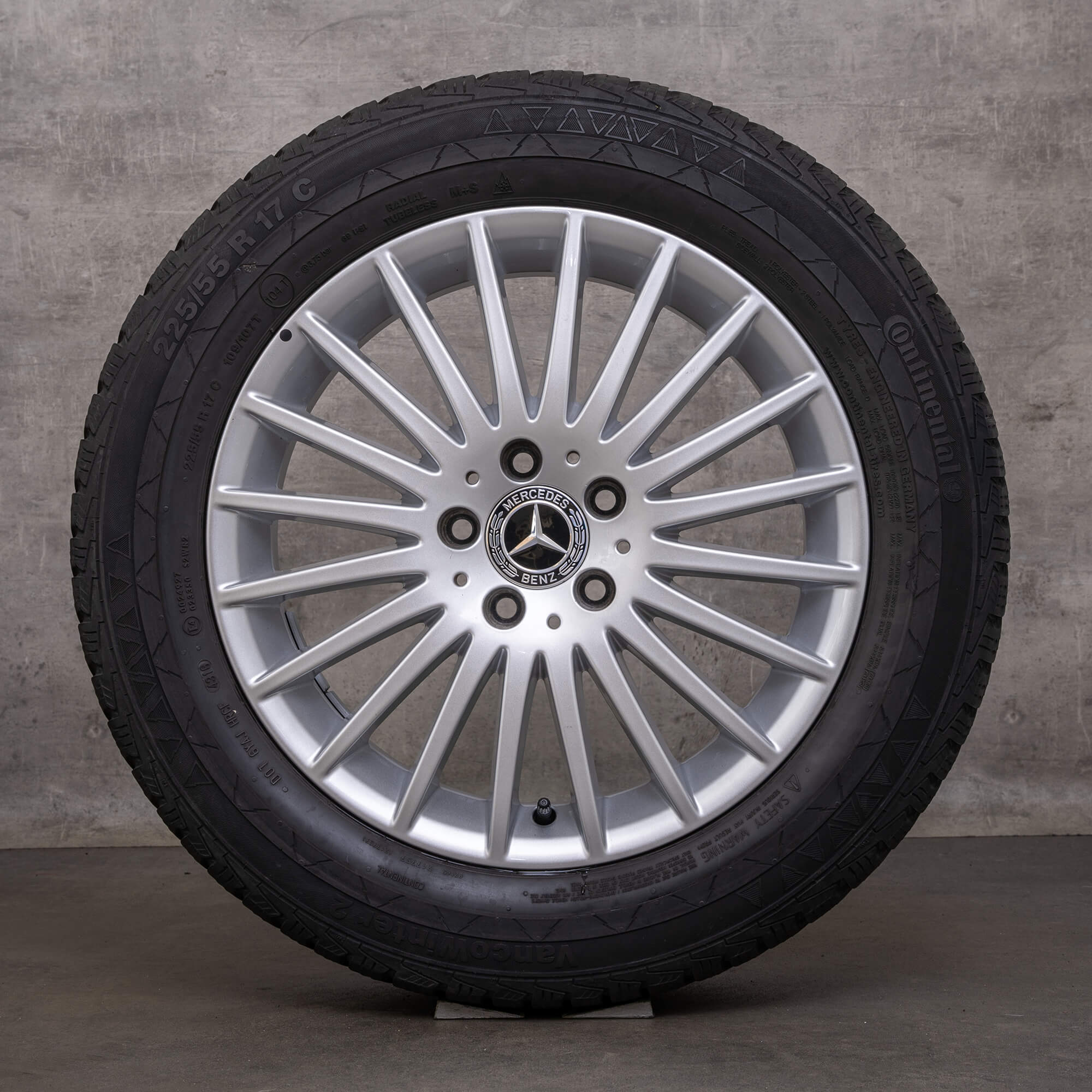 Originele Mercedes V-Klasse winterwielen 17 inch W447 Vito Viano velgen A4474012300 zilver