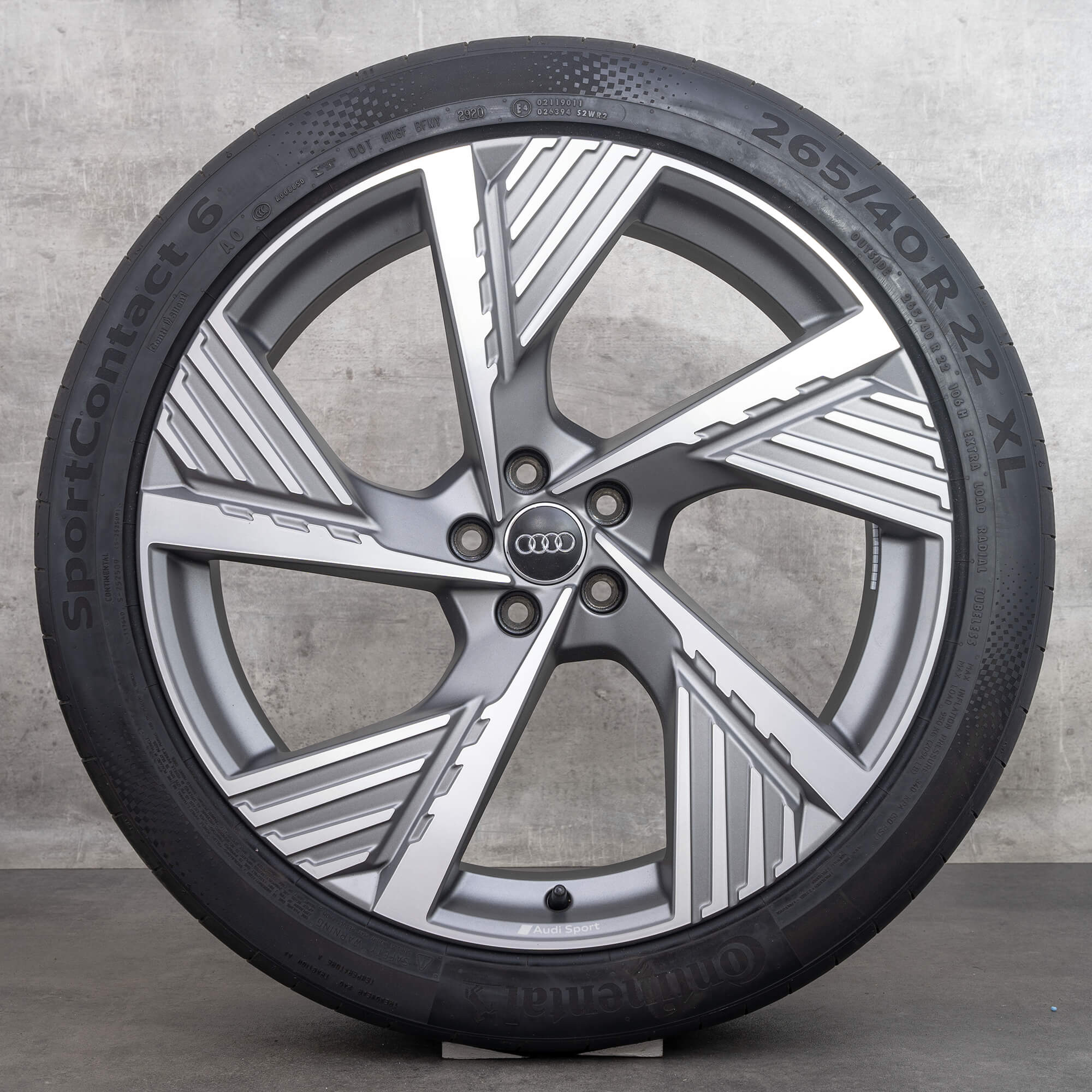 Audi 22 inch rims Q8 e-tron GE summer wheels tires 4KE601025B alloy rims